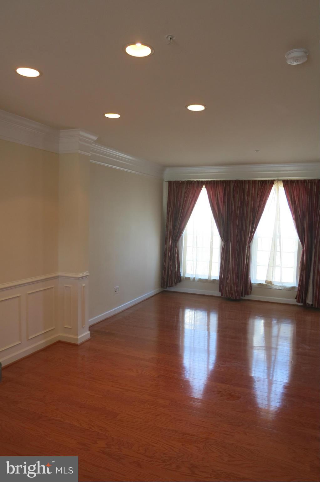 RIDGE TOP - Residential Lease