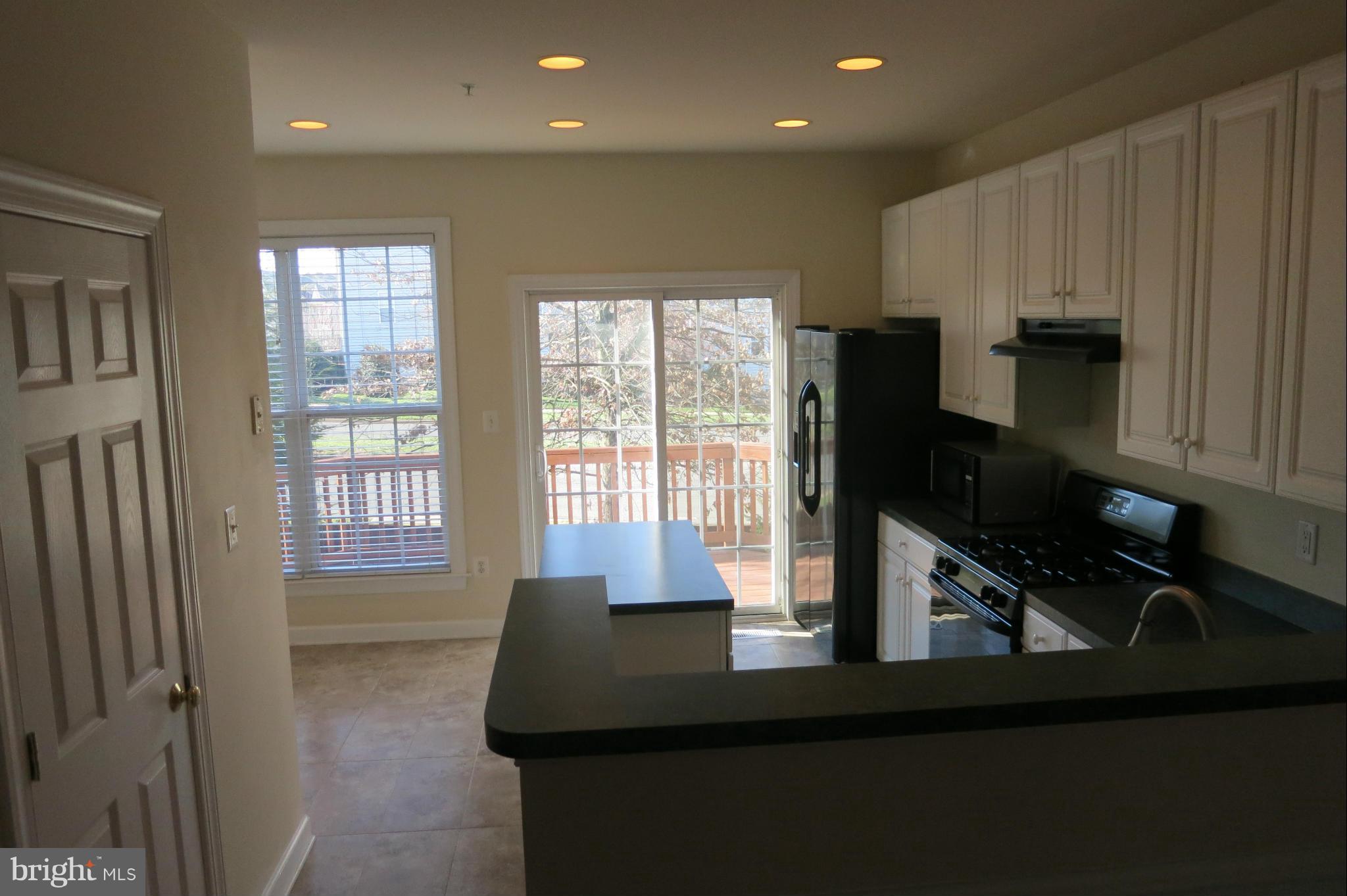 RIDGE TOP - Residential Lease