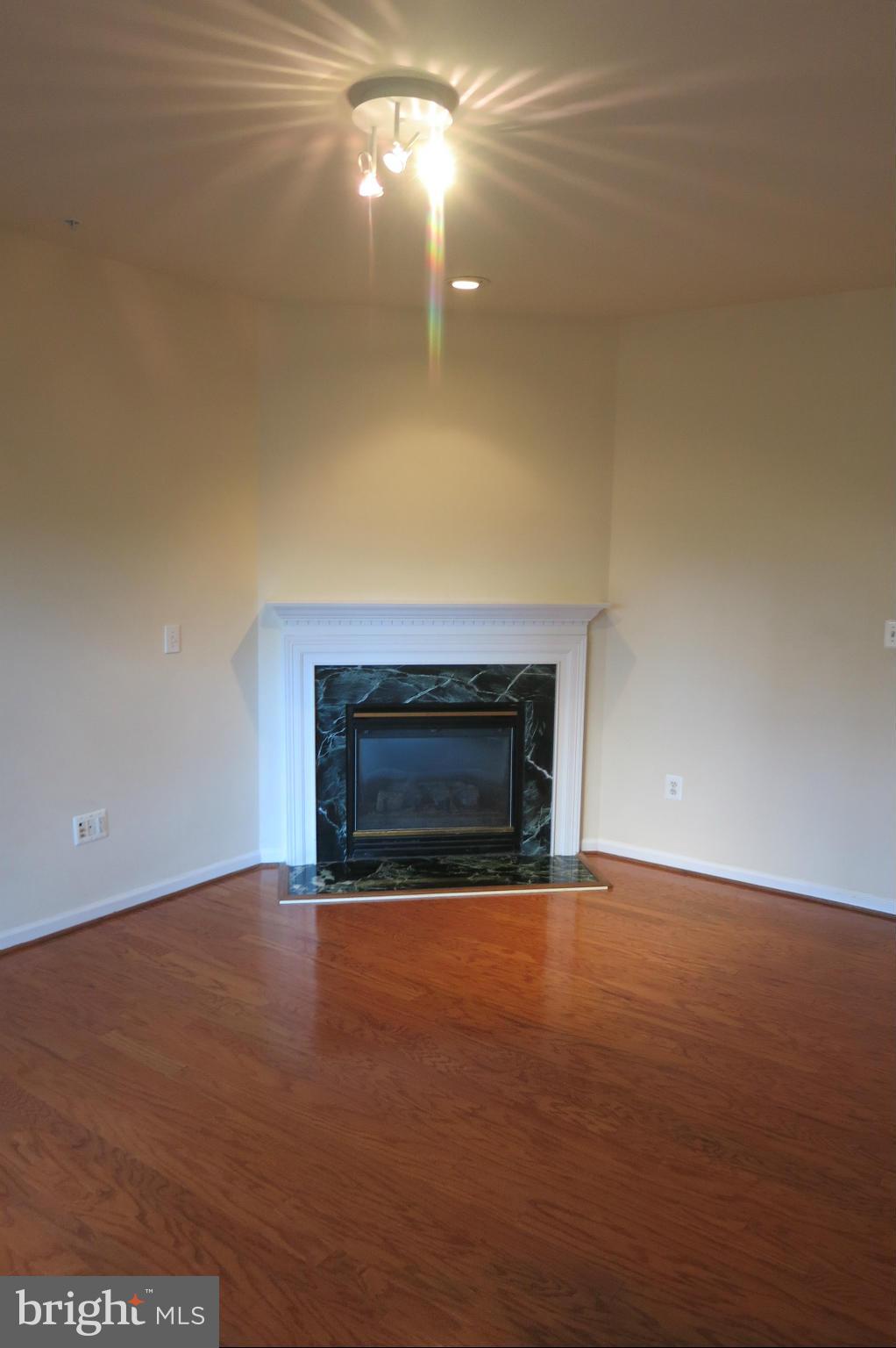 RIDGE TOP - Residential Lease