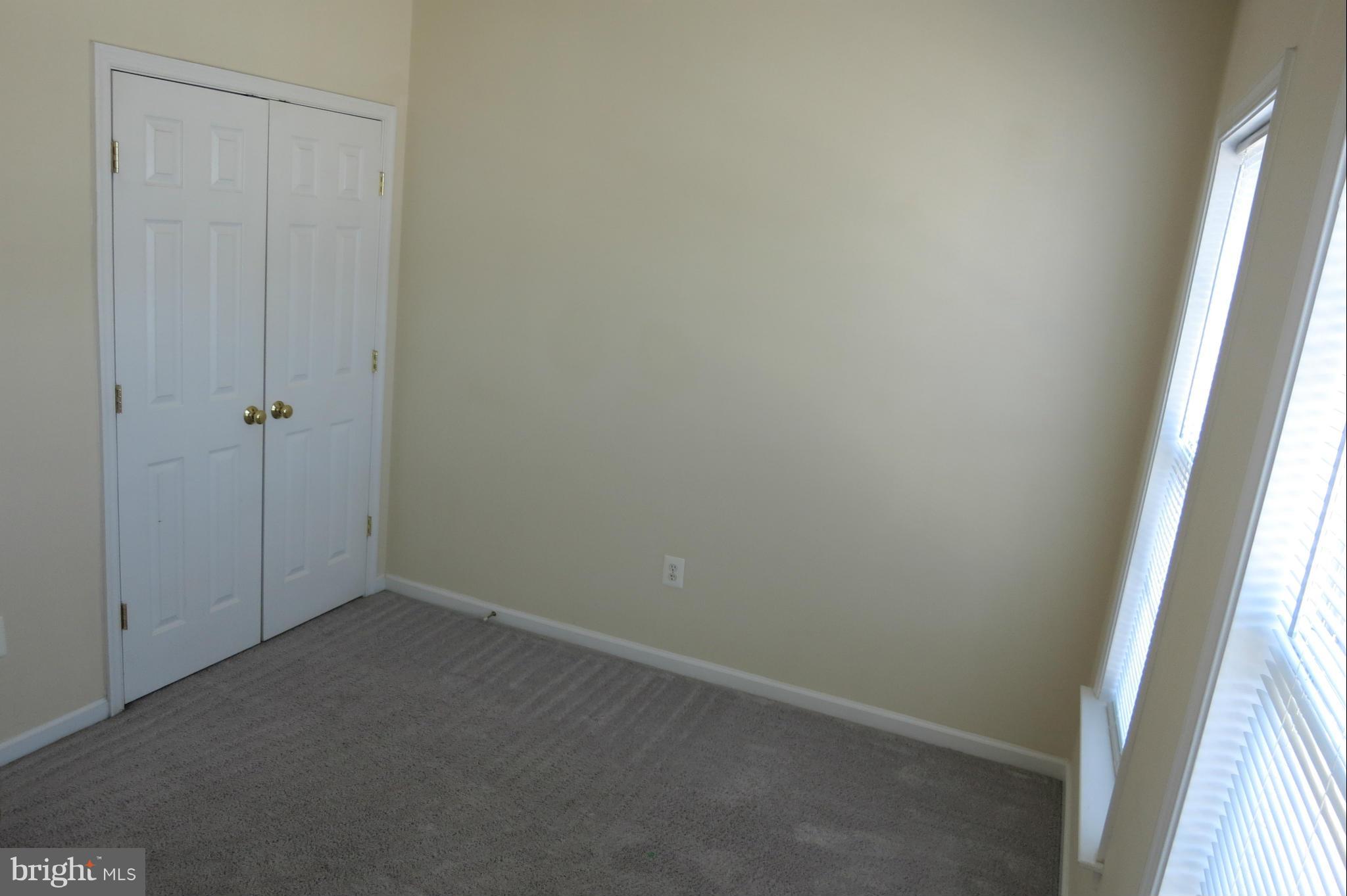 RIDGE TOP - Residential Lease