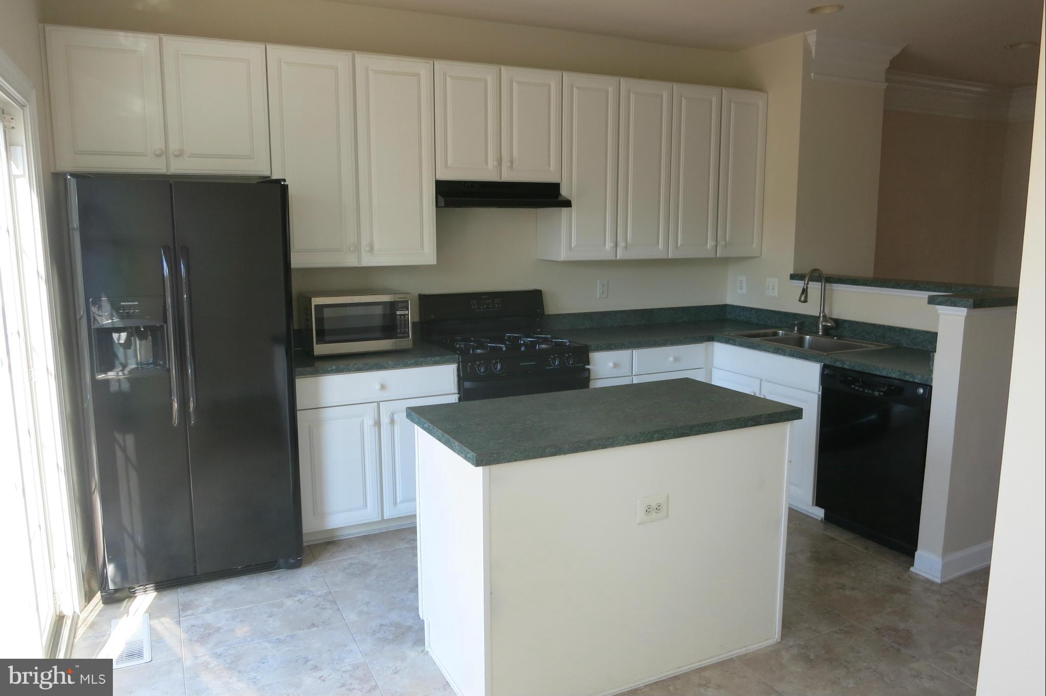 RIDGE TOP - Residential Lease