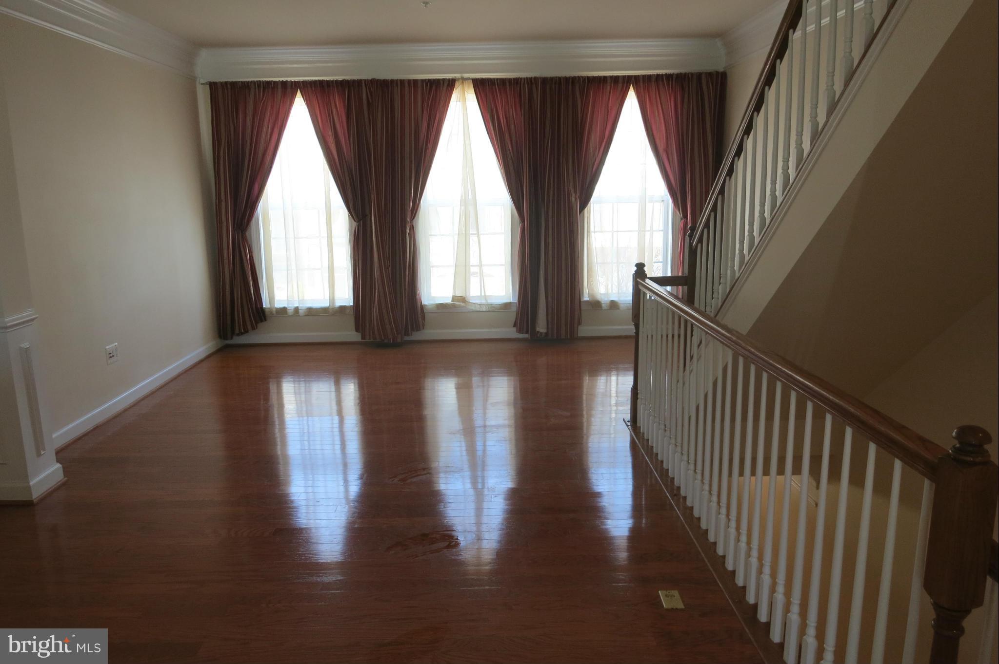 RIDGE TOP - Residential Lease