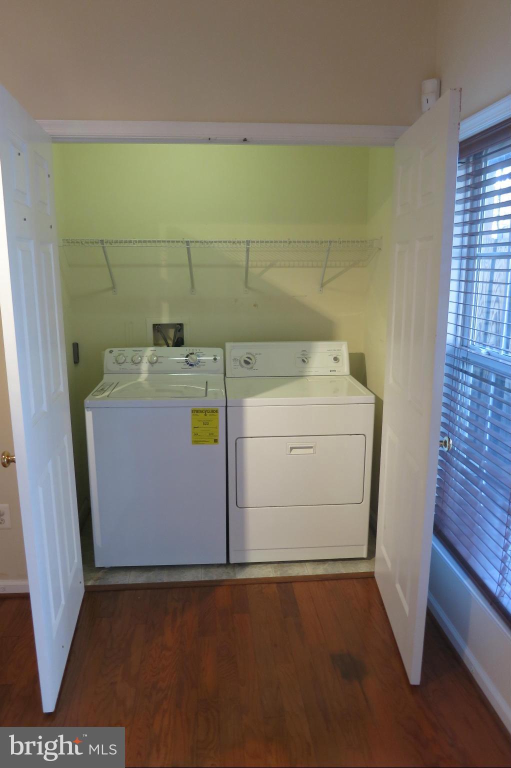 RIDGE TOP - Residential Lease