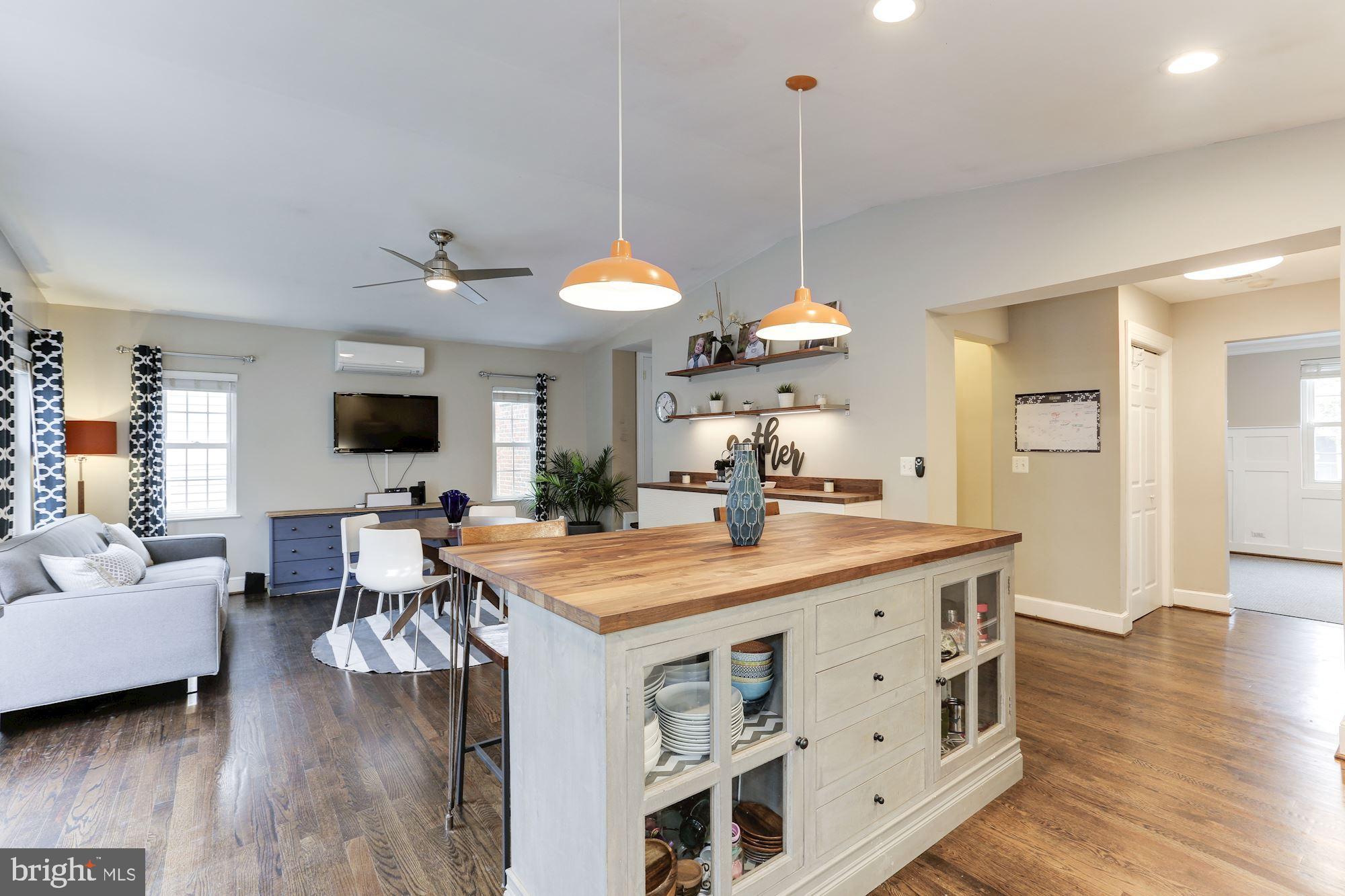 WAVERLY HILLS - Residential