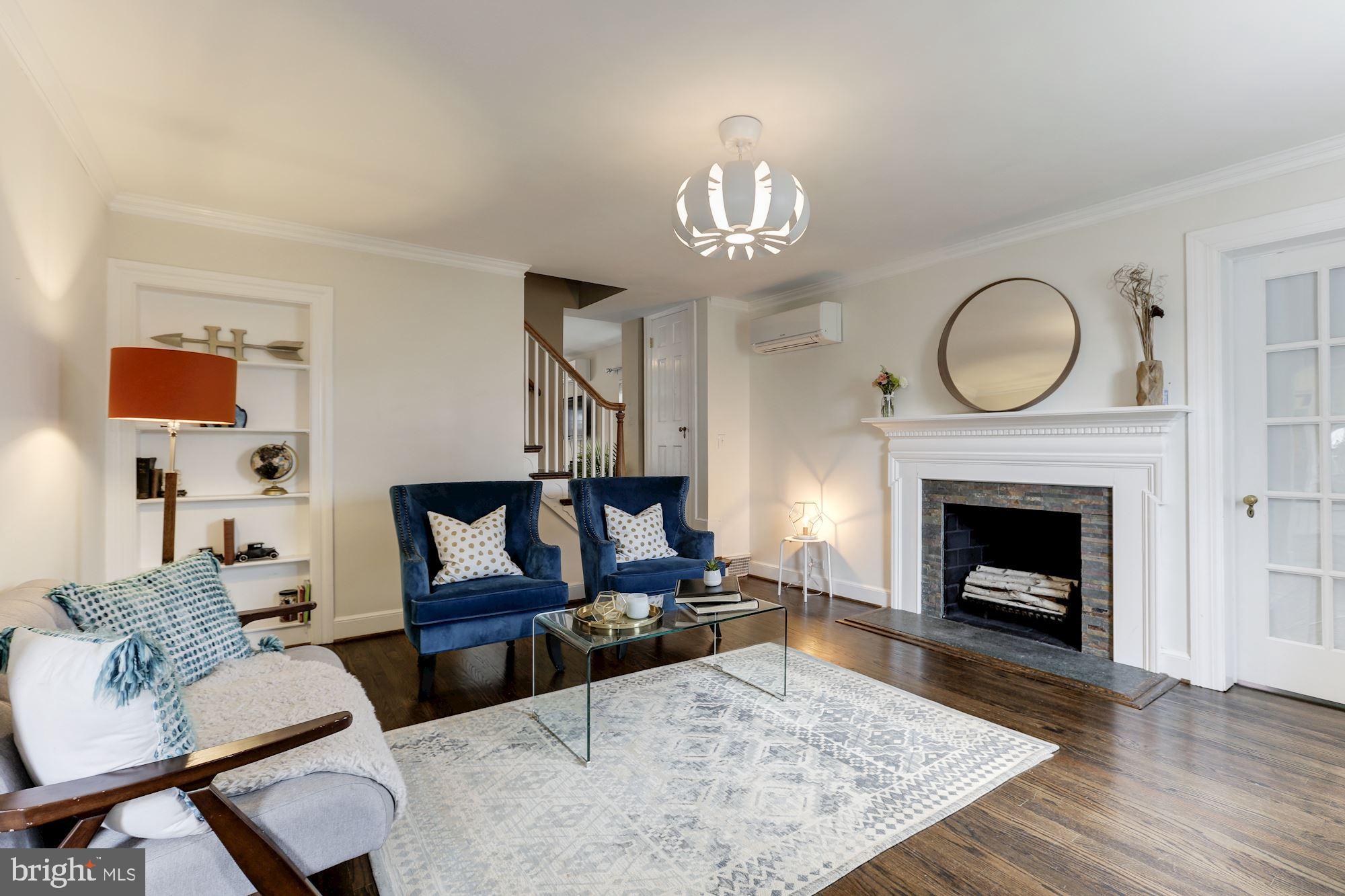 WAVERLY HILLS - Residential