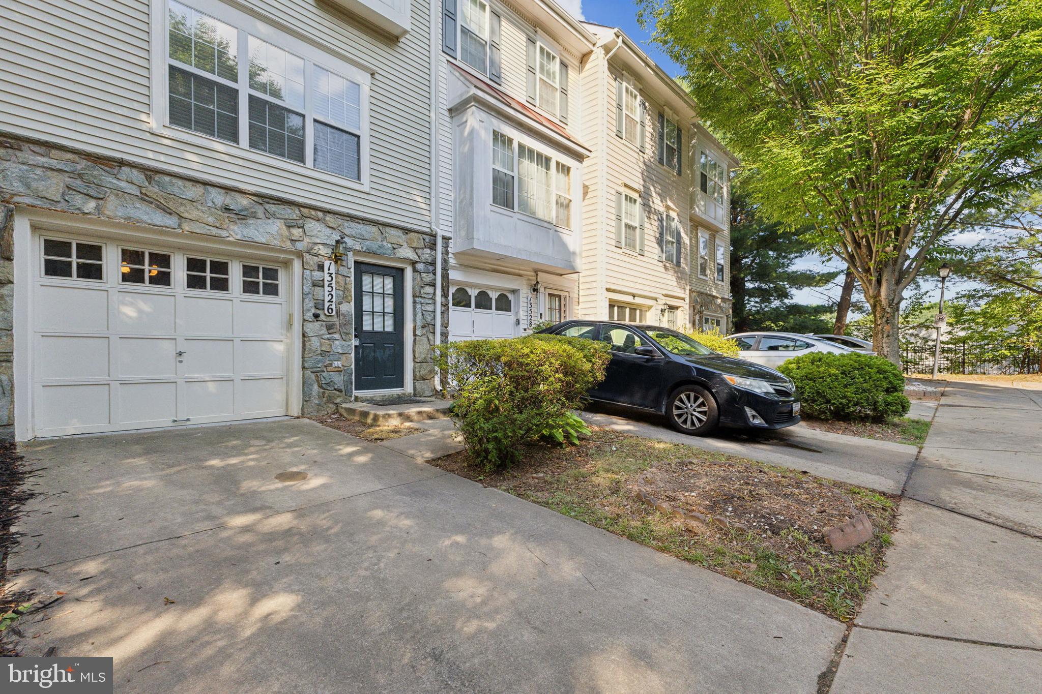 FOUNTAIN HILLS - Residential Lease