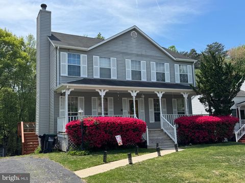 Photo of 13724 Palm Road, WOODBRIDGE, VA 22193 (MLS # VAPW2117630)