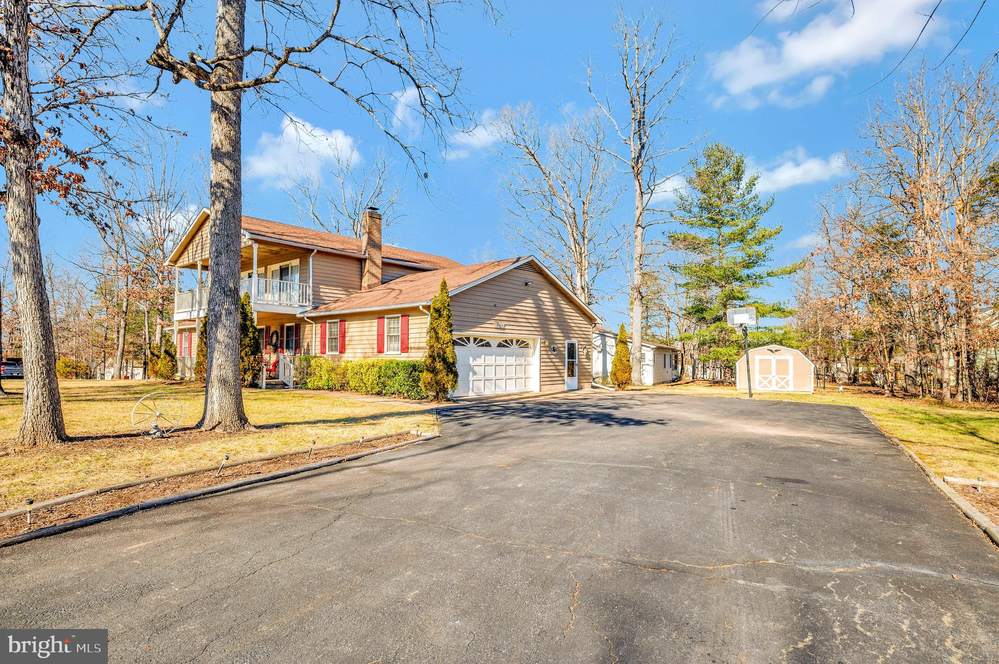 LAKE OF THE WOODS - Residential