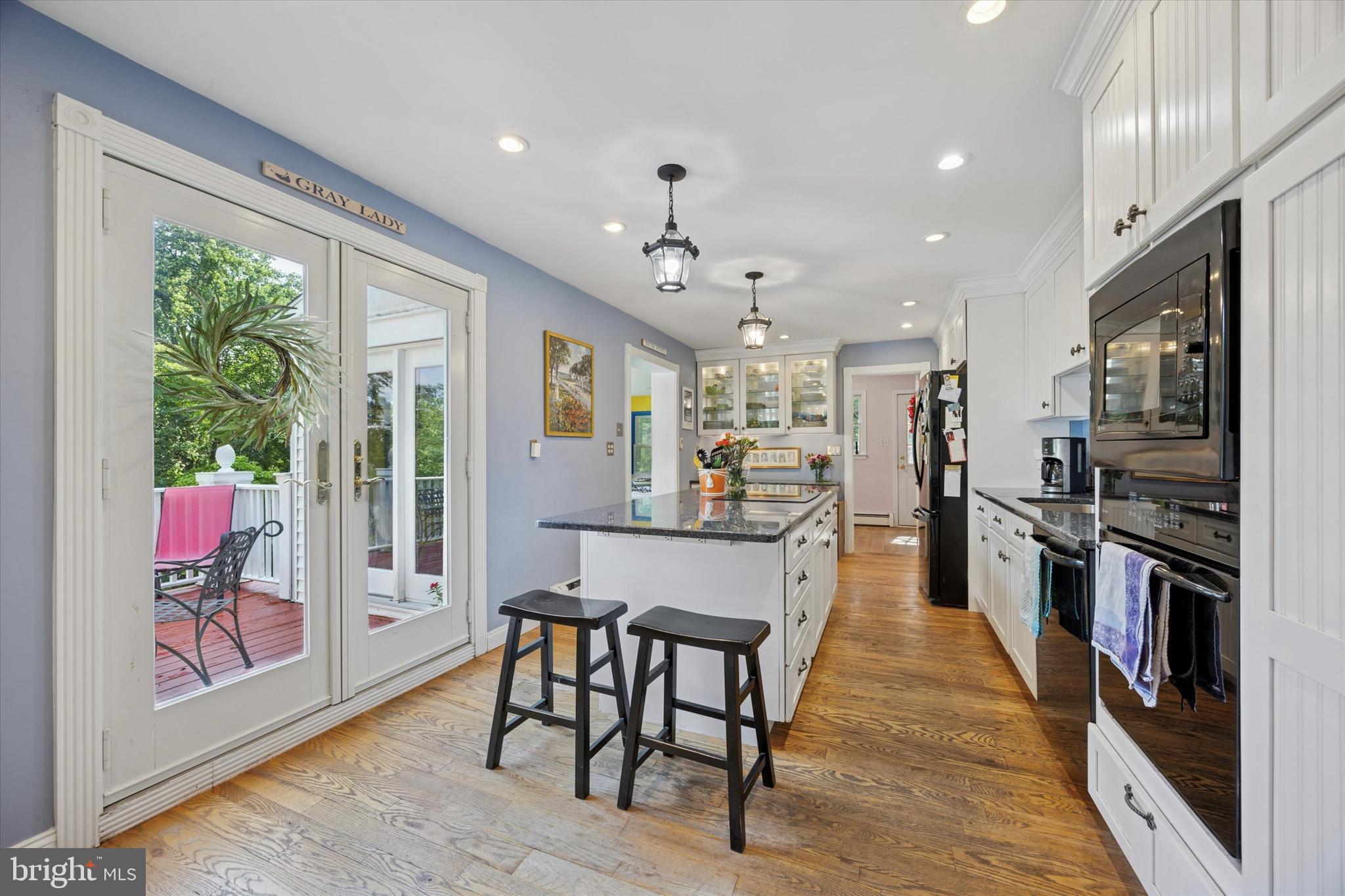 ARONWOLD - Residential