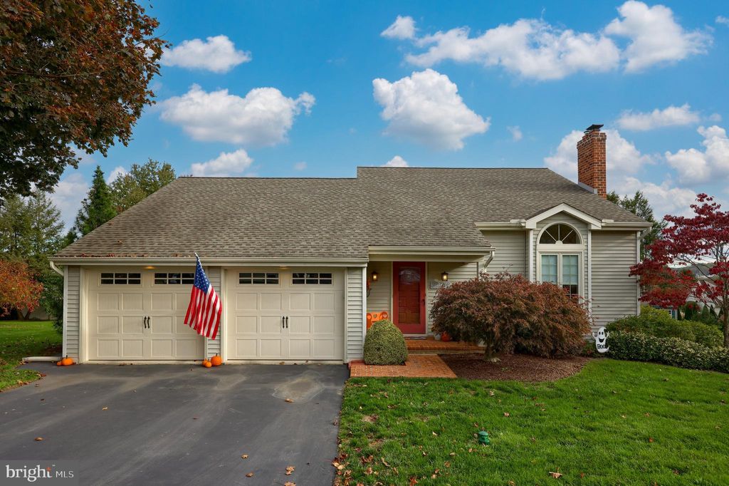 Photo of 27 EASTBROOKE DR, EPHRATA, PA 17522 (MLS # PALA2027372)