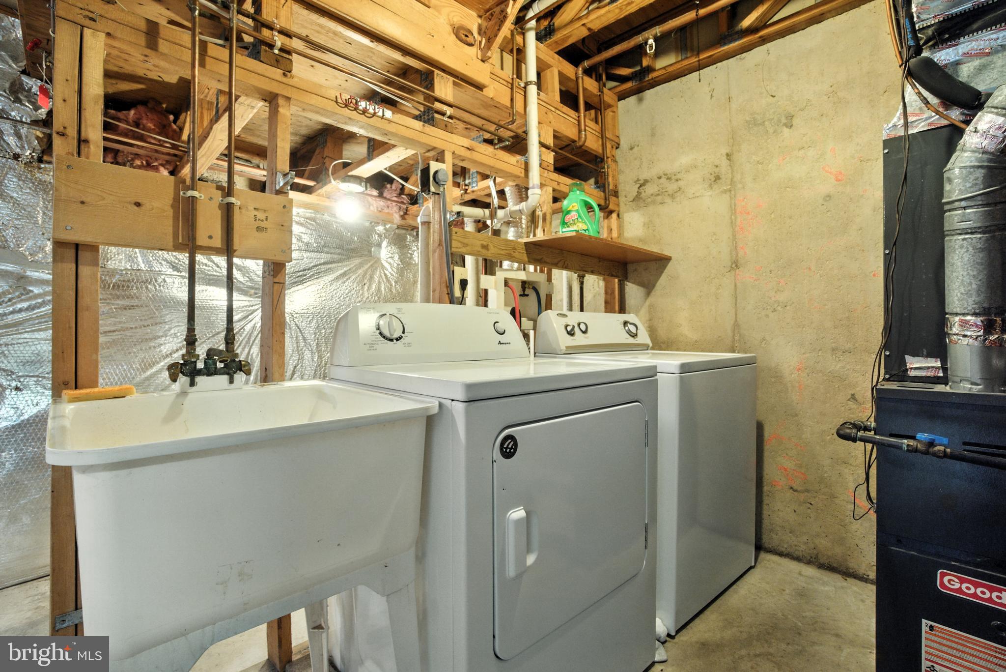 ASPEN PARK - Residential Lease