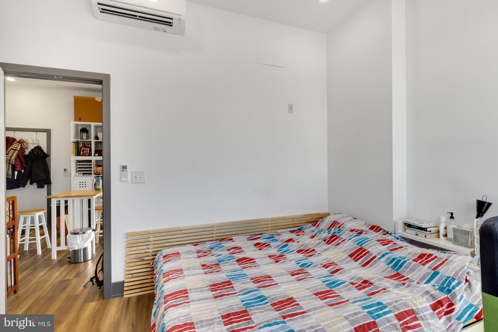 EAST KENSINGTON - Residential Lease