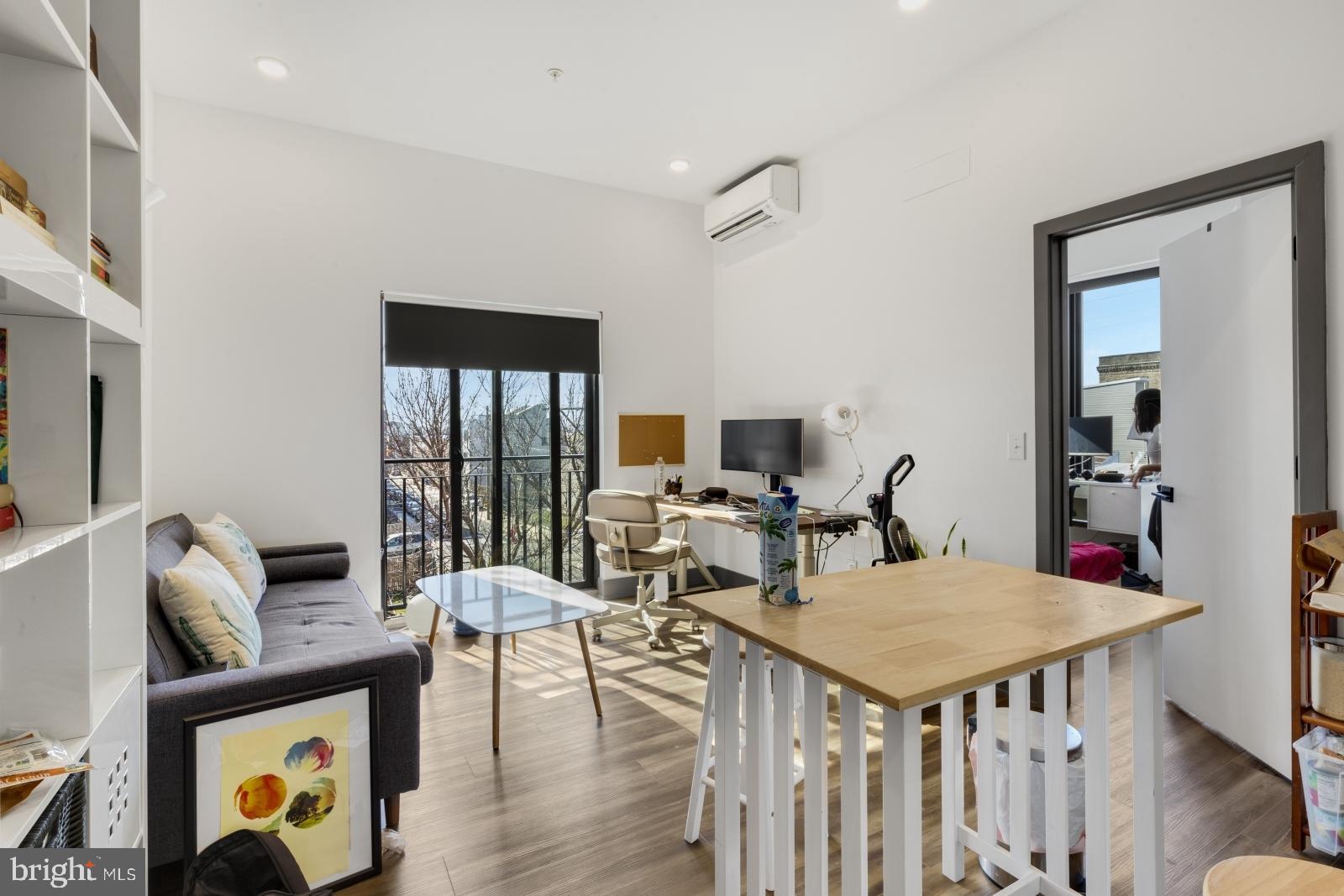 EAST KENSINGTON - Residential Lease