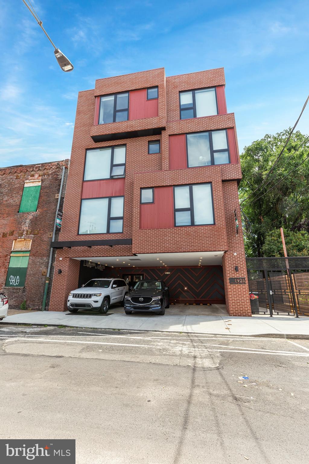 EAST KENSINGTON - Residential Lease