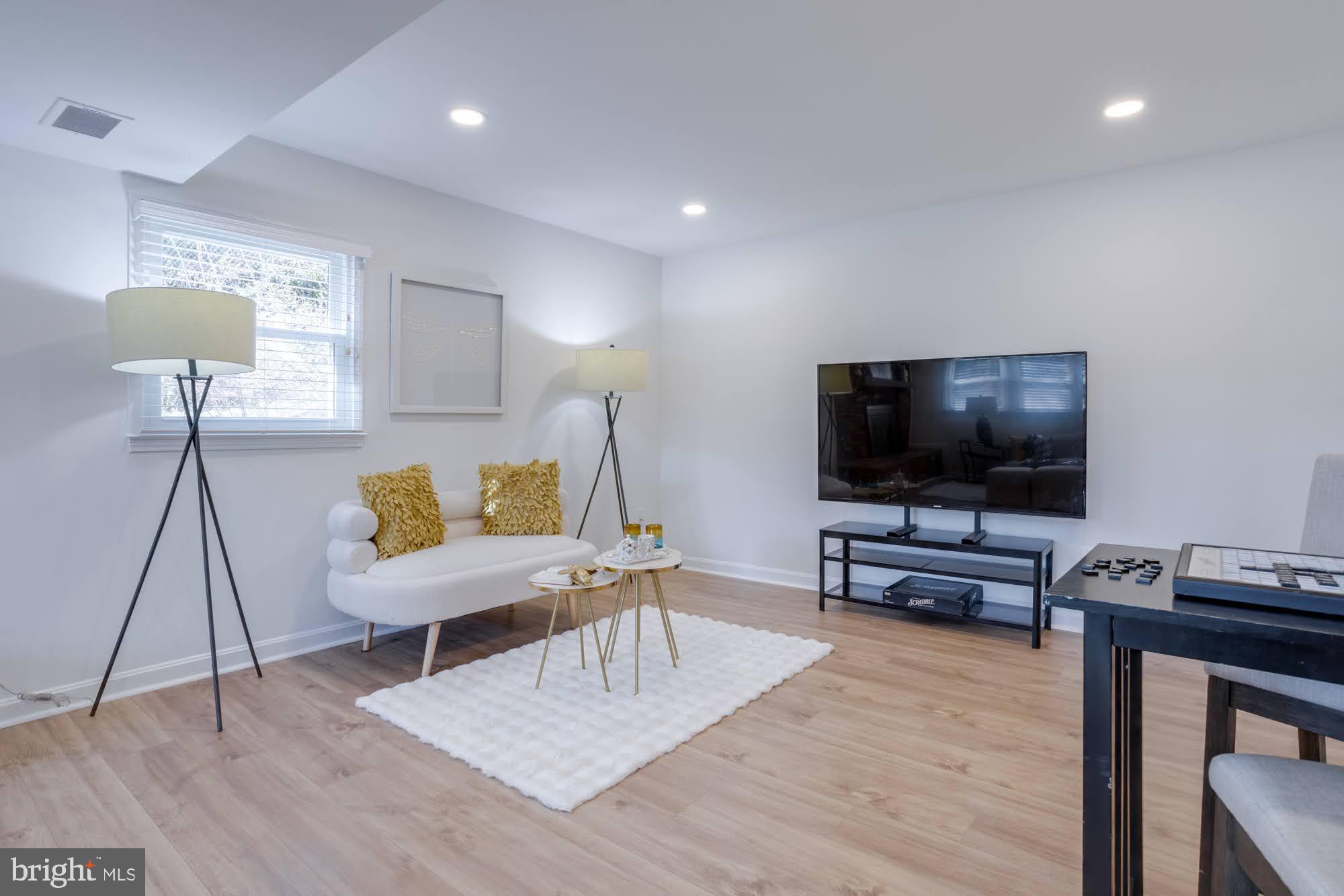 BRAMBLEWOOD - Residential