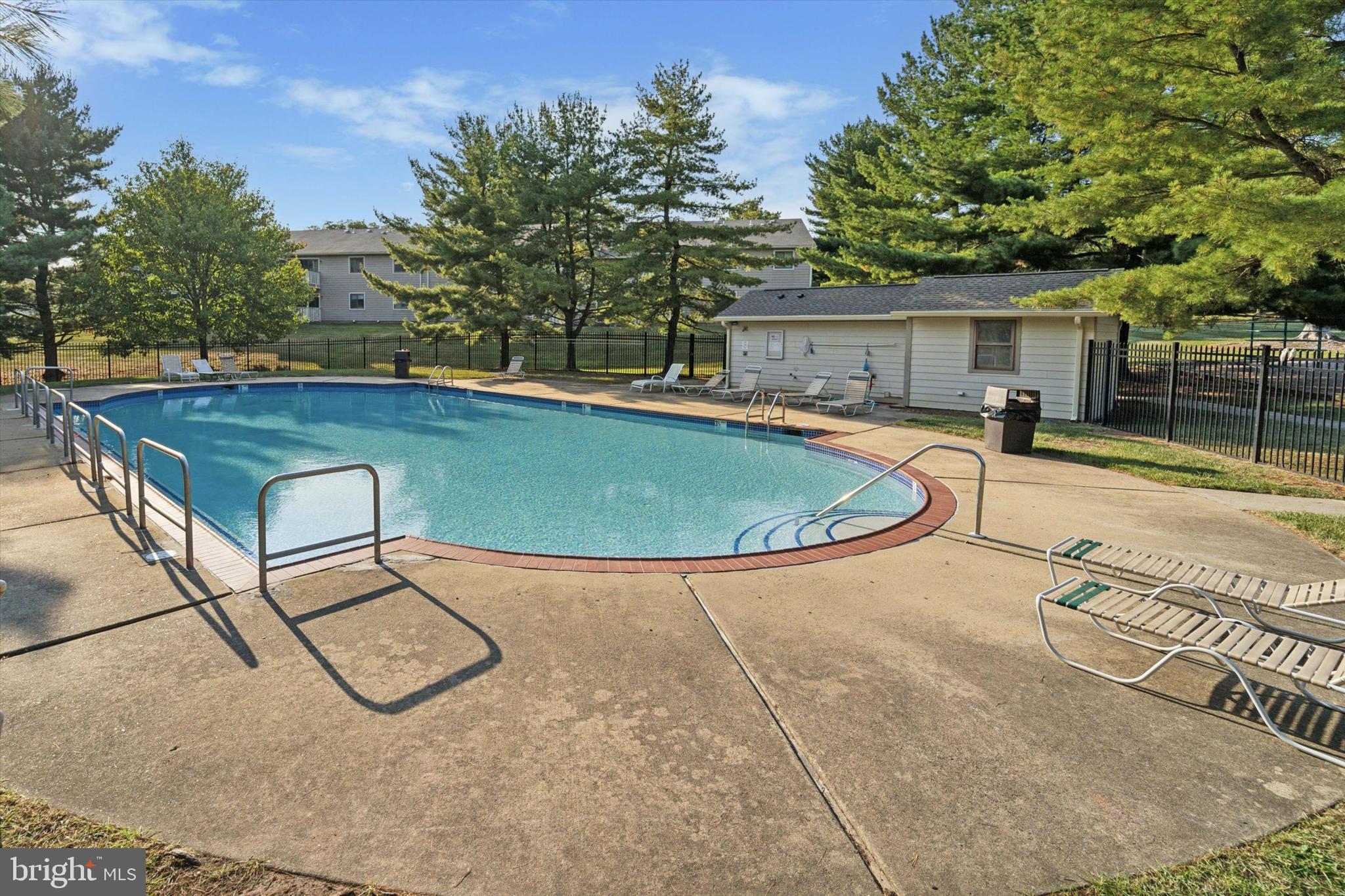 WOOD HOLLOW - Residential