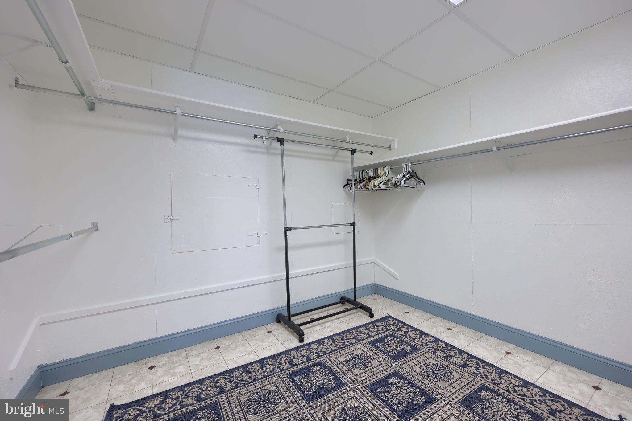 VILLAGE GRANDE - Residential