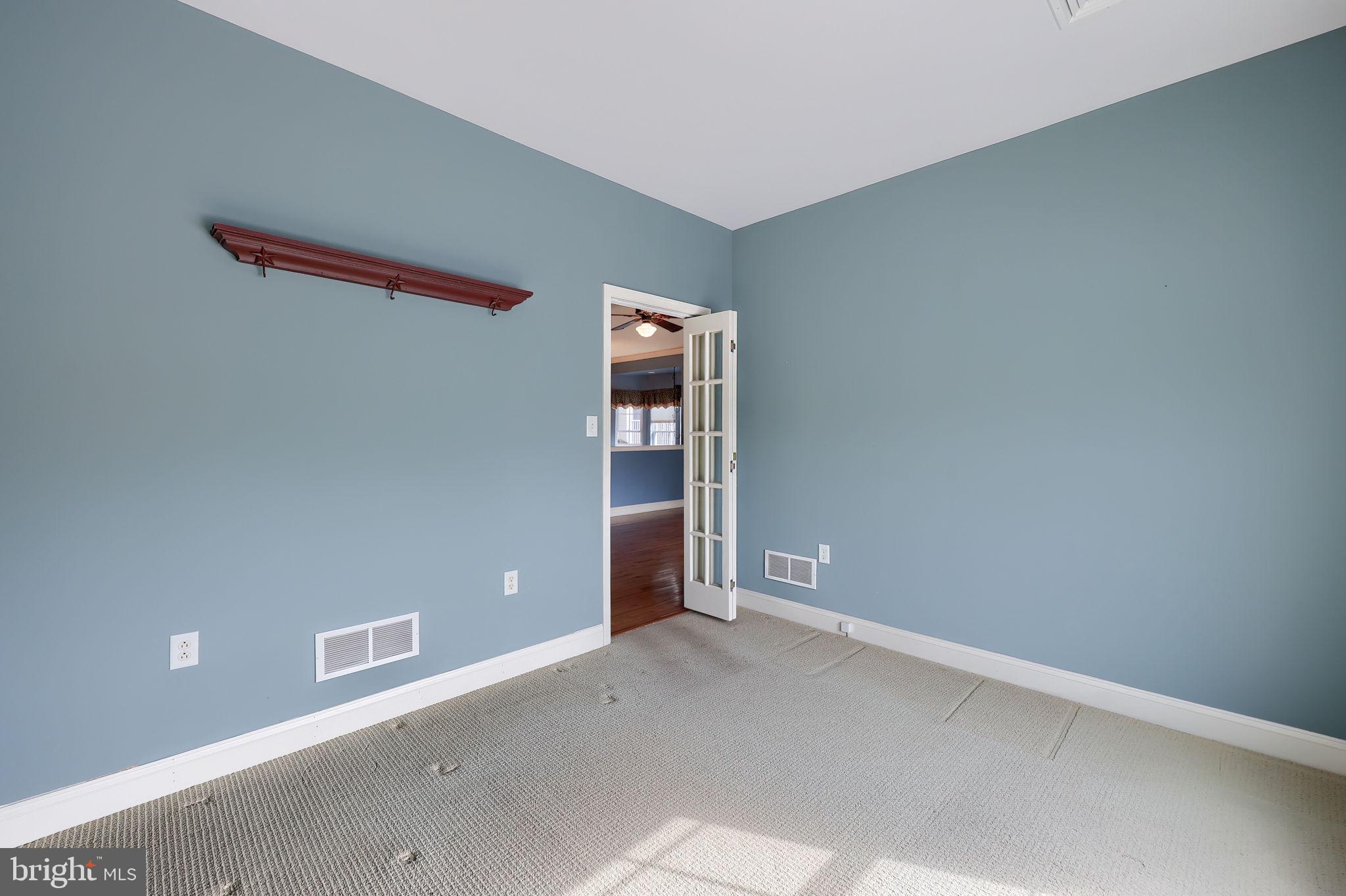 VILLAGE GRANDE - Residential