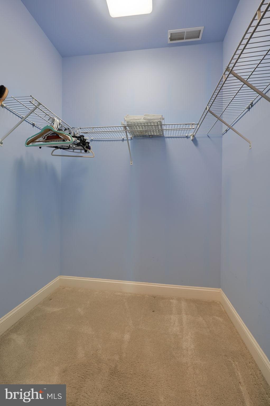 VILLAGE GRANDE - Residential