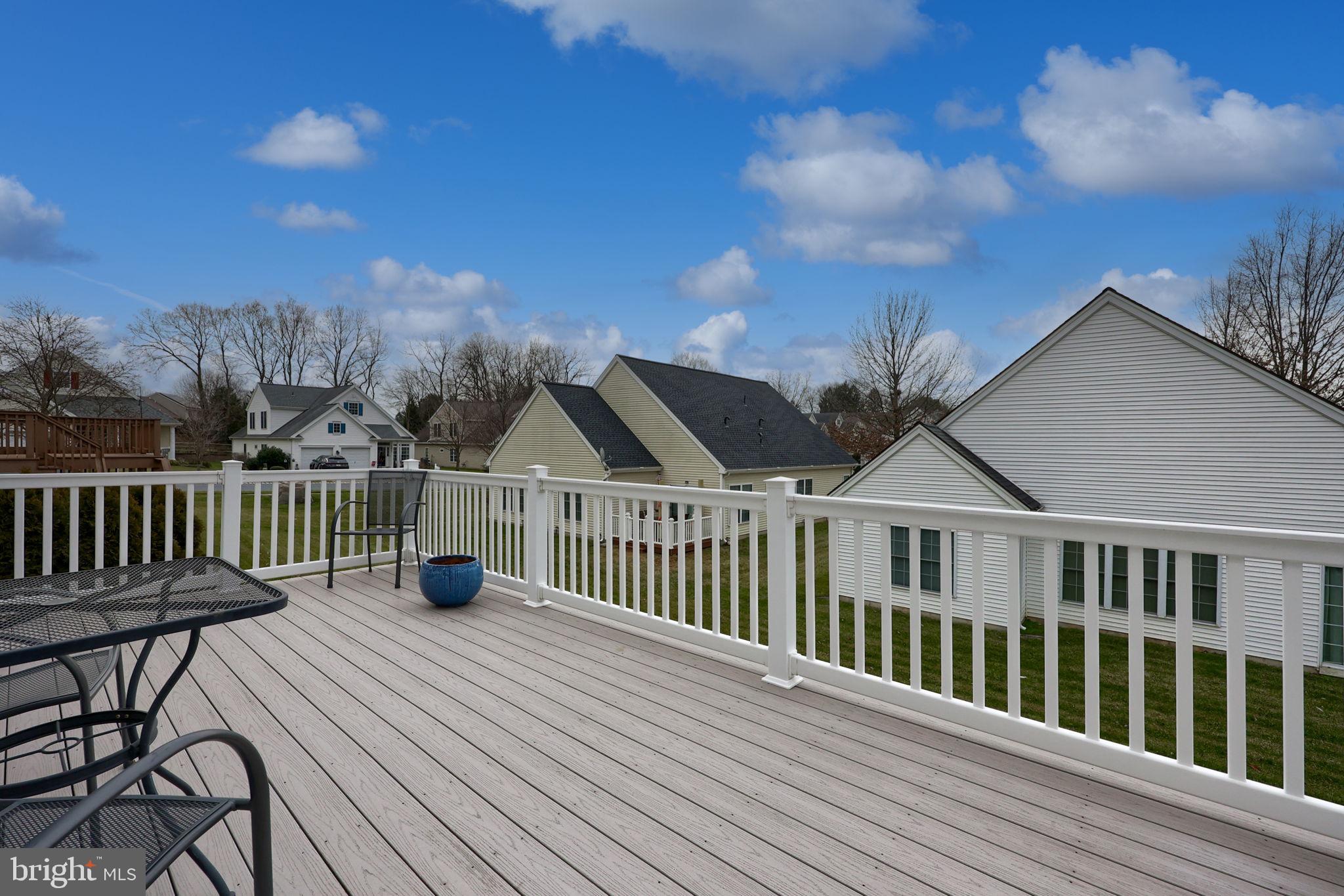 VILLAGE GRANDE - Residential