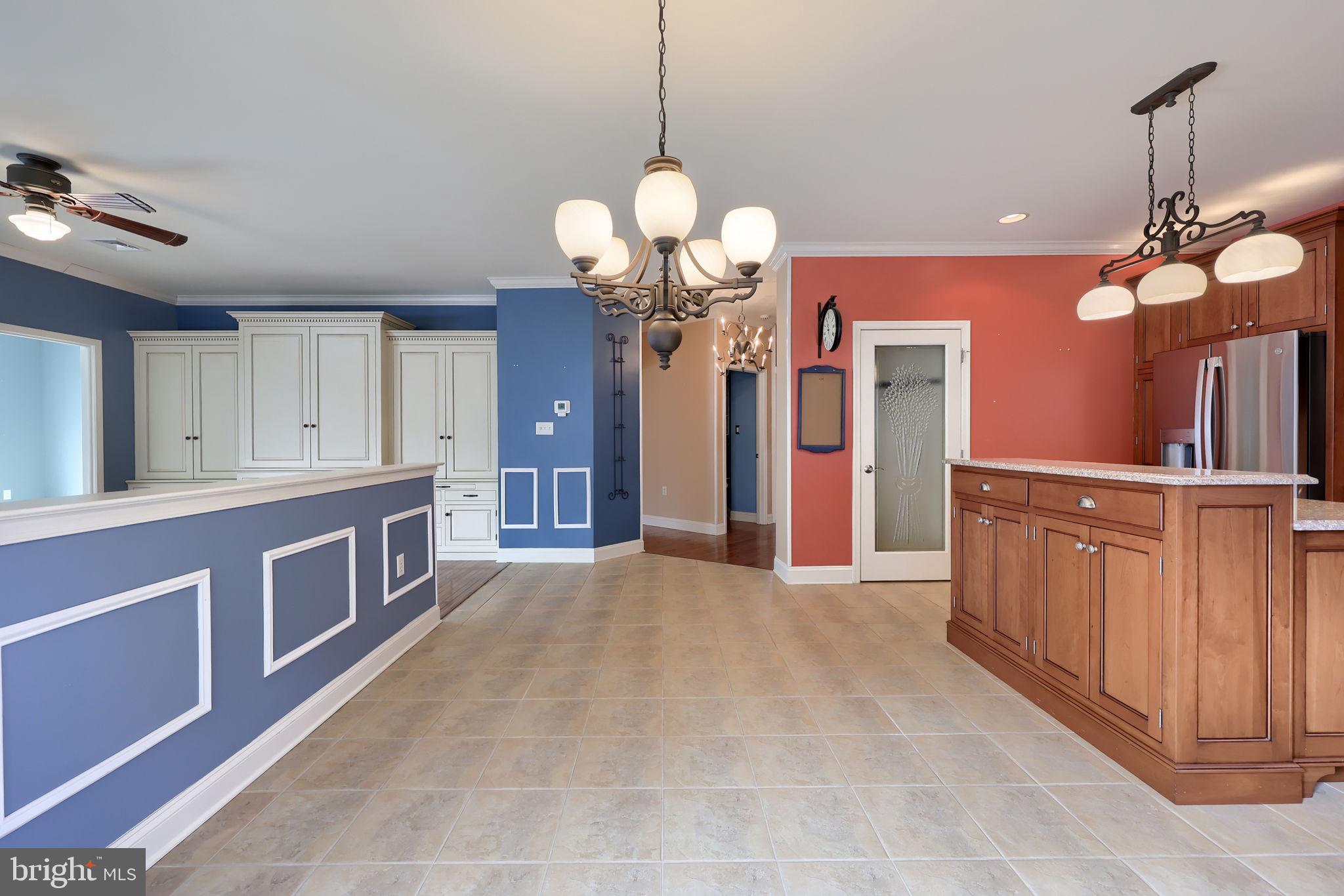 VILLAGE GRANDE - Residential