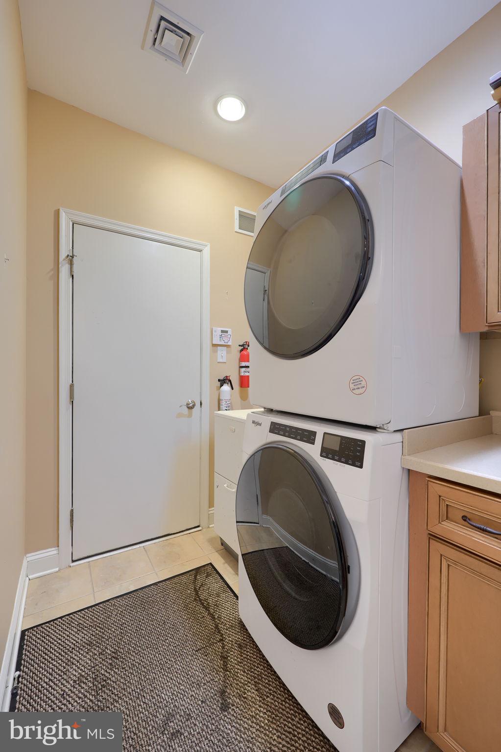 VILLAGE GRANDE - Residential