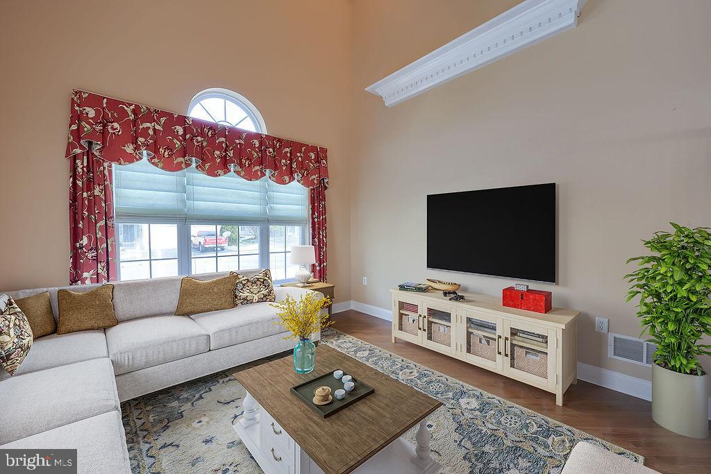 VILLAGE GRANDE - Residential