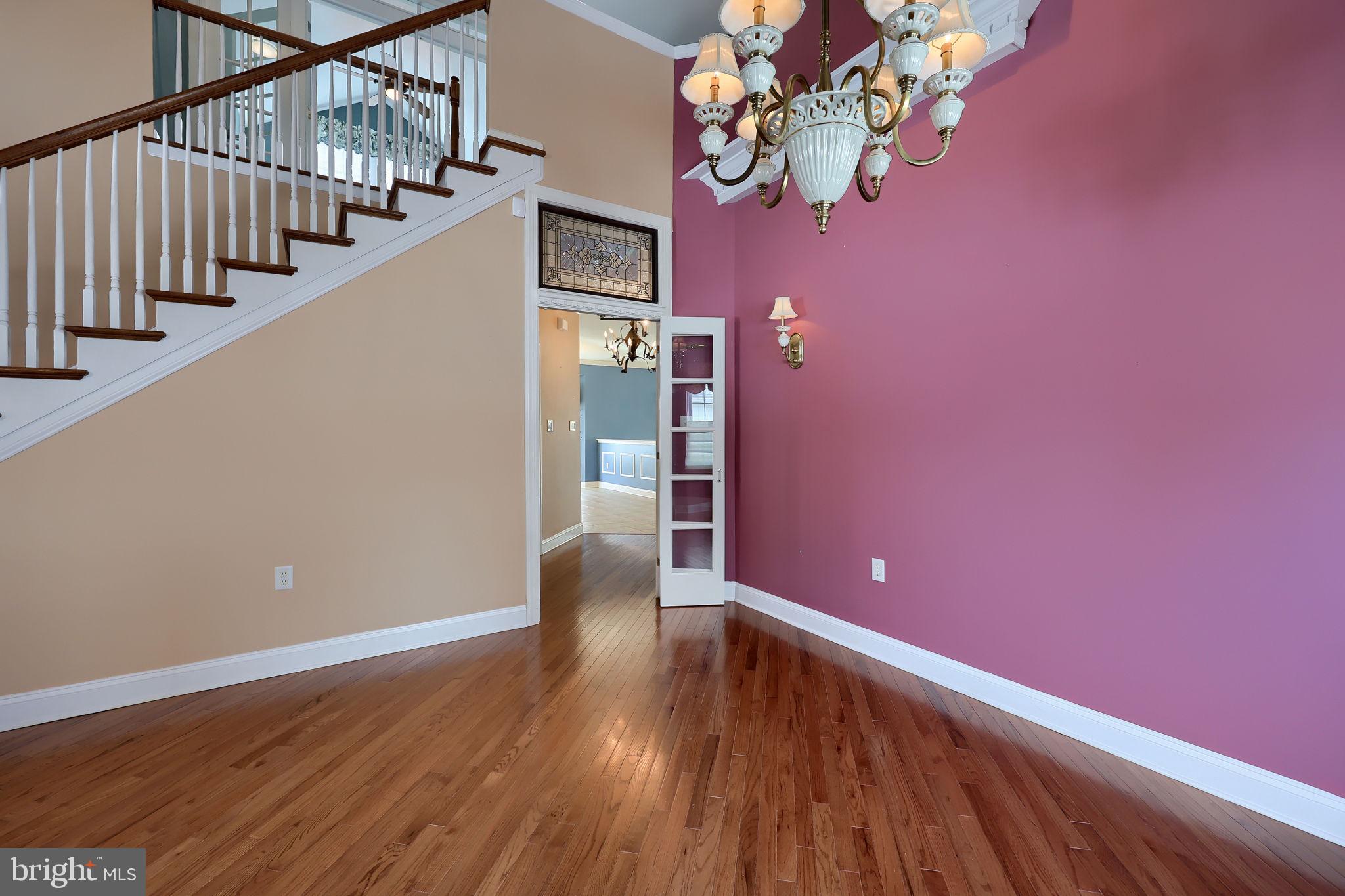 VILLAGE GRANDE - Residential