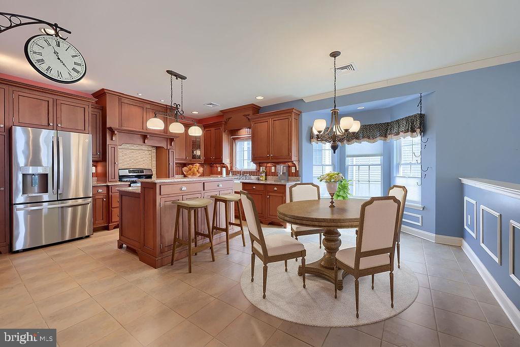 VILLAGE GRANDE - Residential