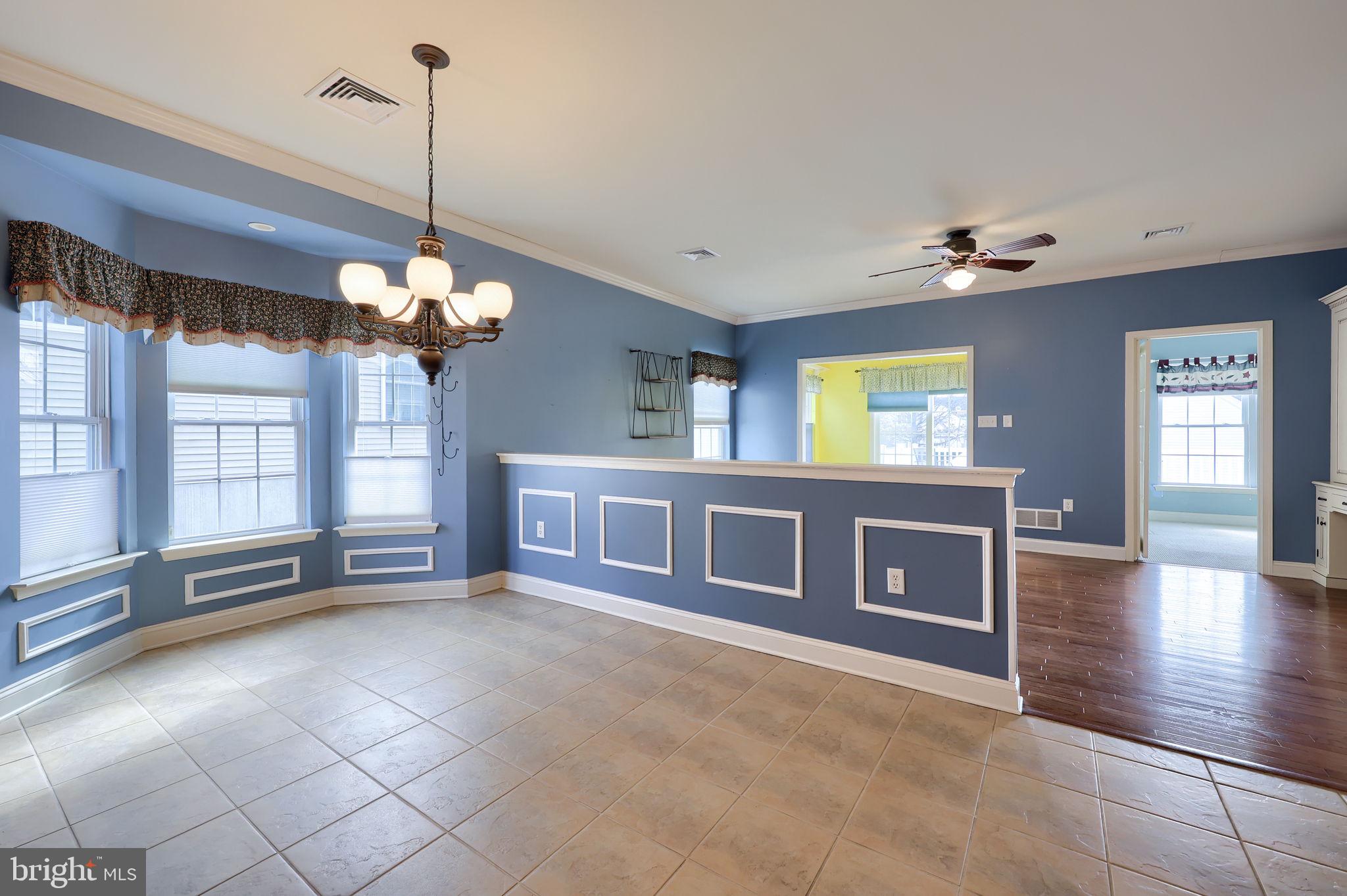 VILLAGE GRANDE - Residential