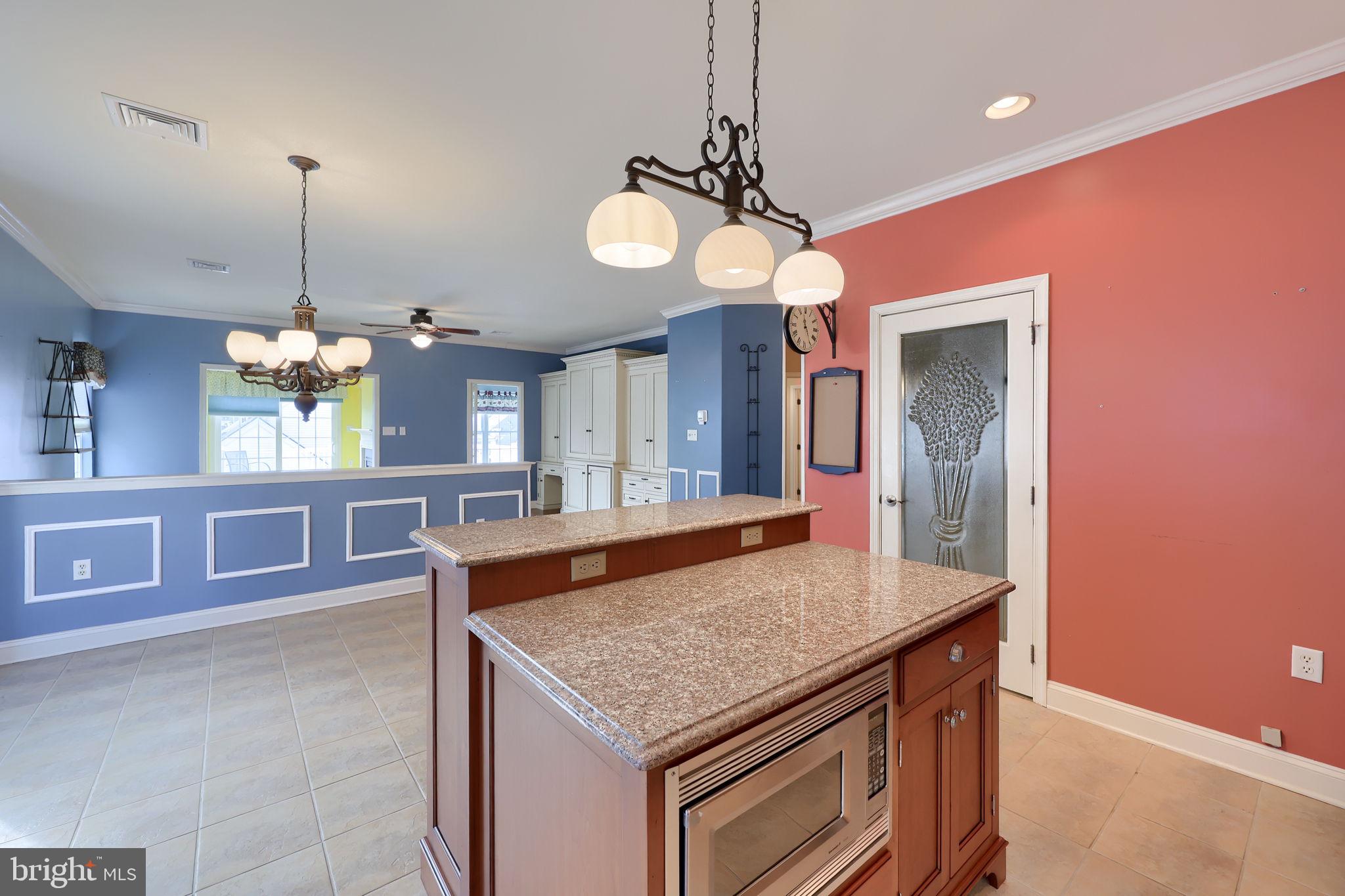 VILLAGE GRANDE - Residential