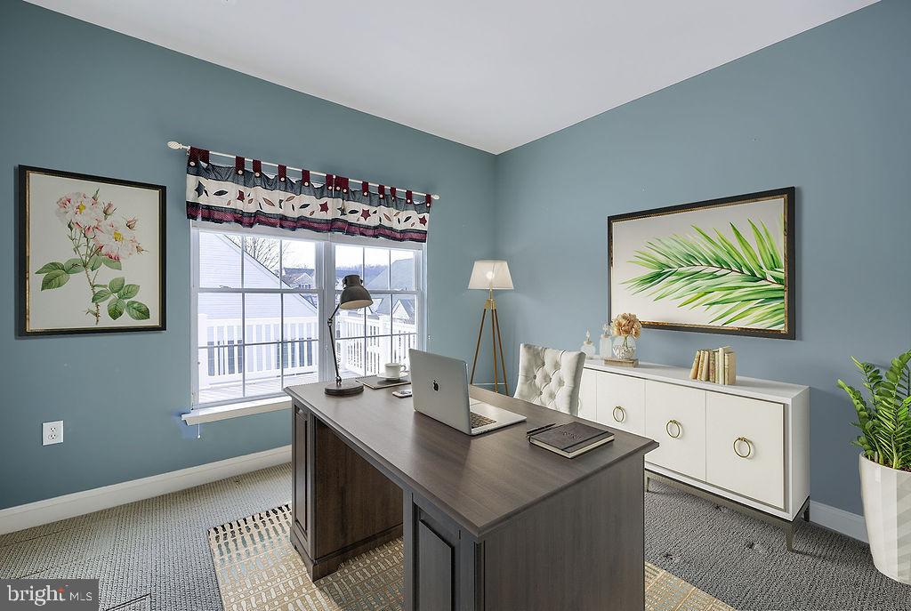 VILLAGE GRANDE - Residential