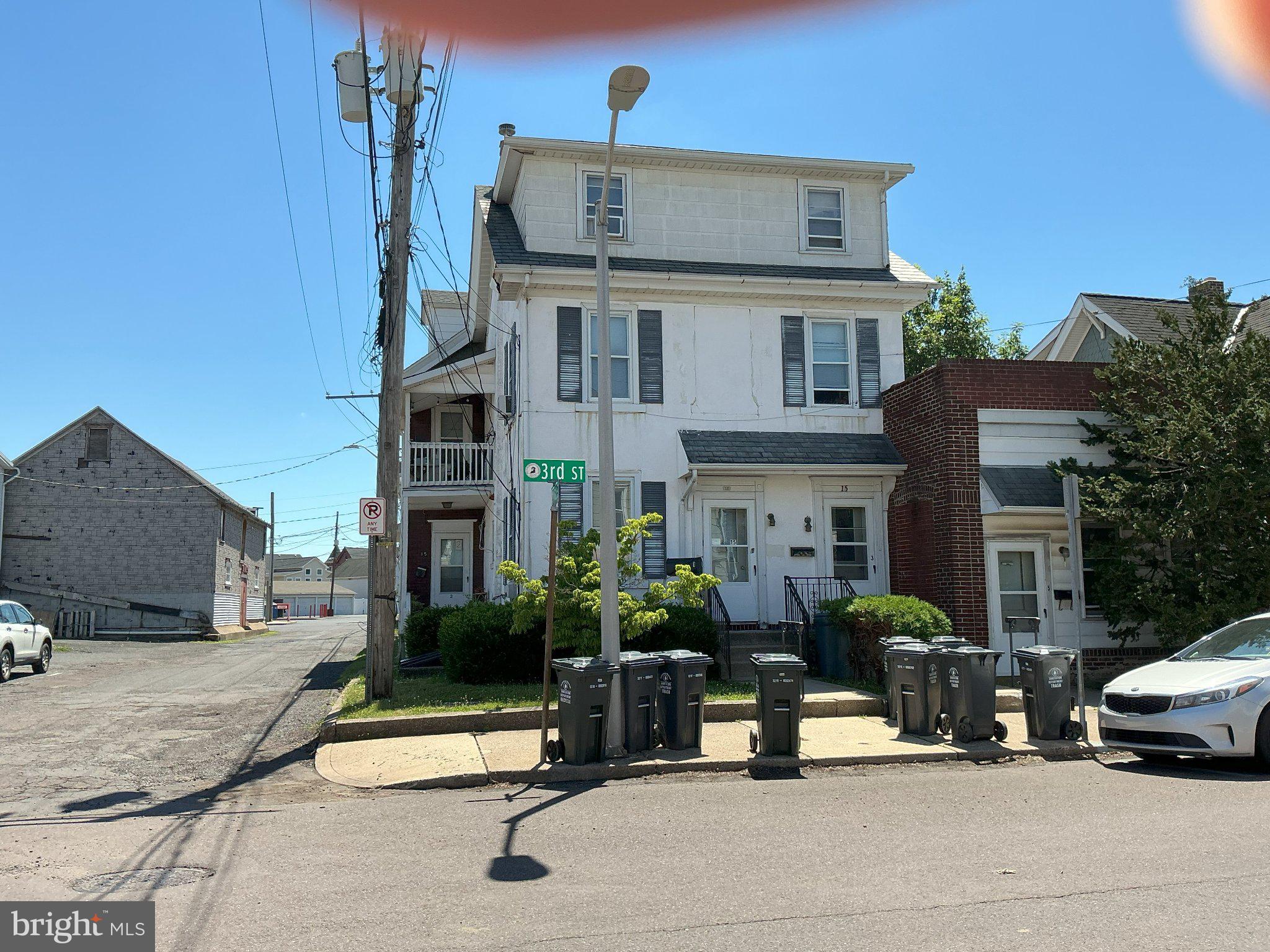 15 S 3RD STREET