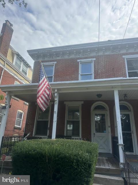 Townhouse For Sale - 2017 Delaware Avenue<br/> New Castle County, WILMINGTON, DE 19806