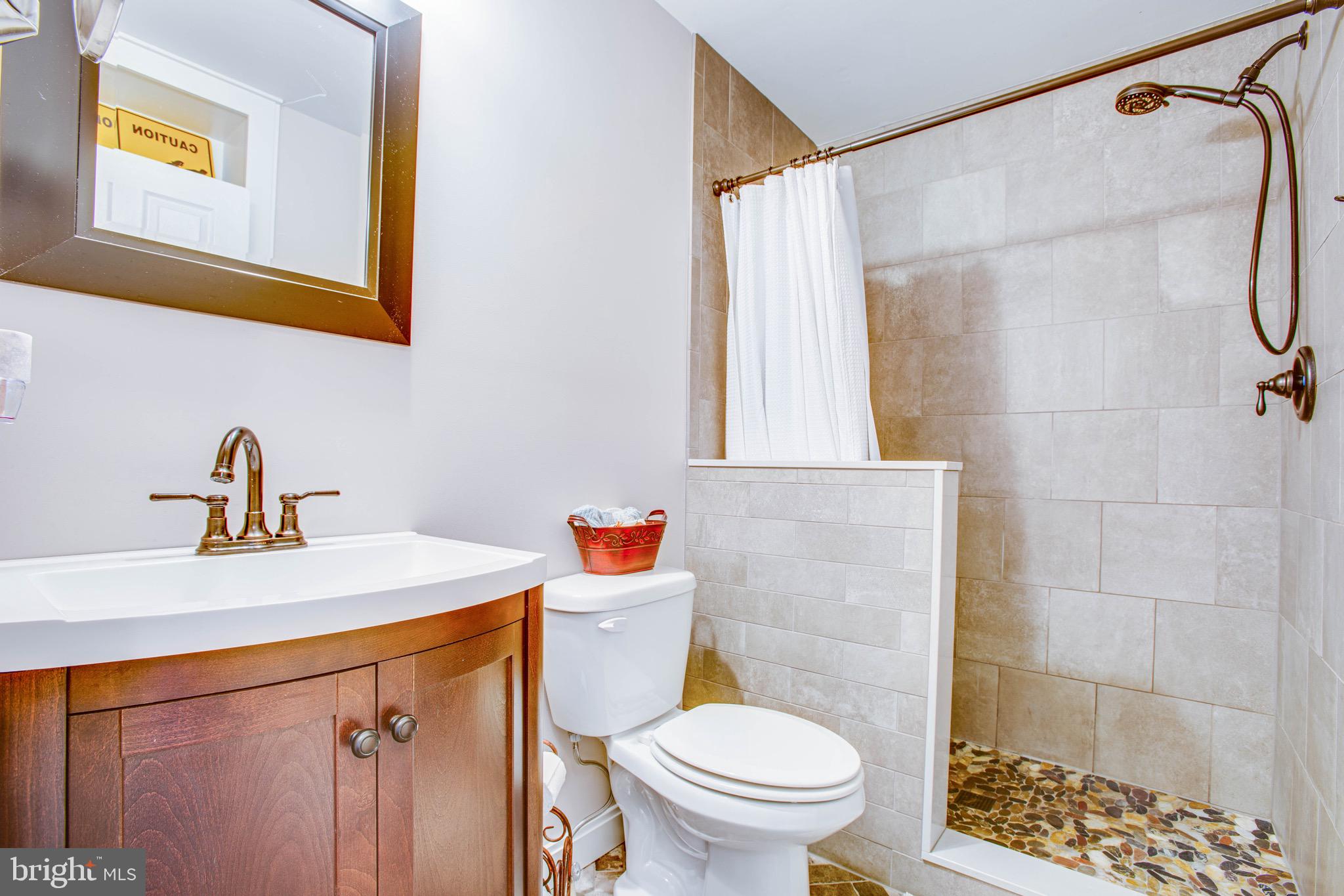 WILDERNESS SHORES - Residential