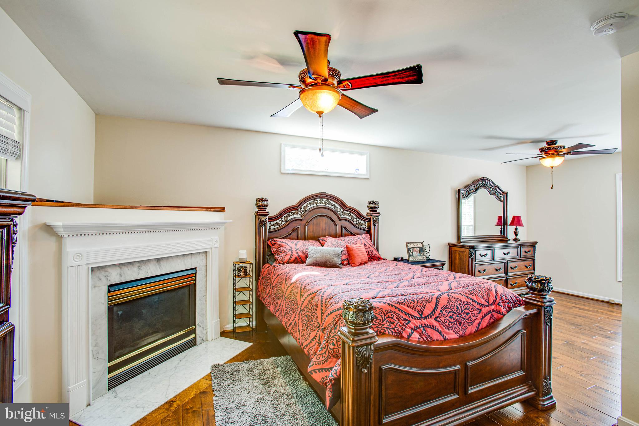 WILDERNESS SHORES - Residential