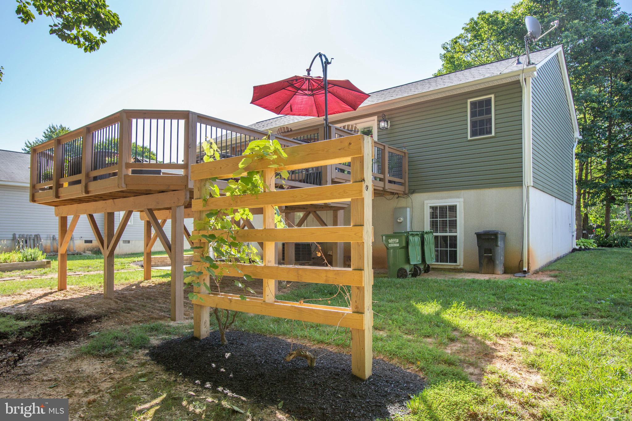 WILDERNESS SHORES - Residential