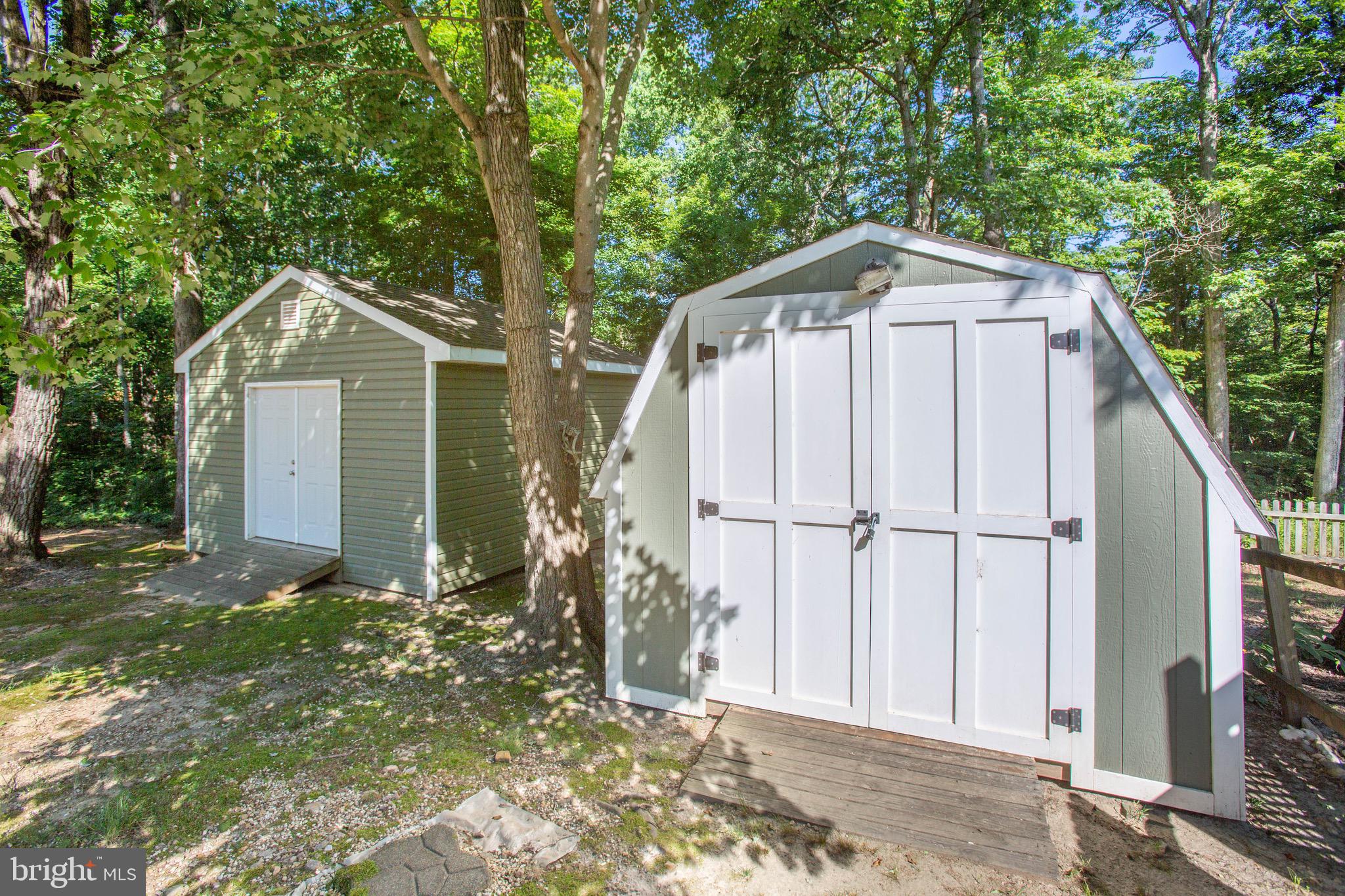 WILDERNESS SHORES - Residential