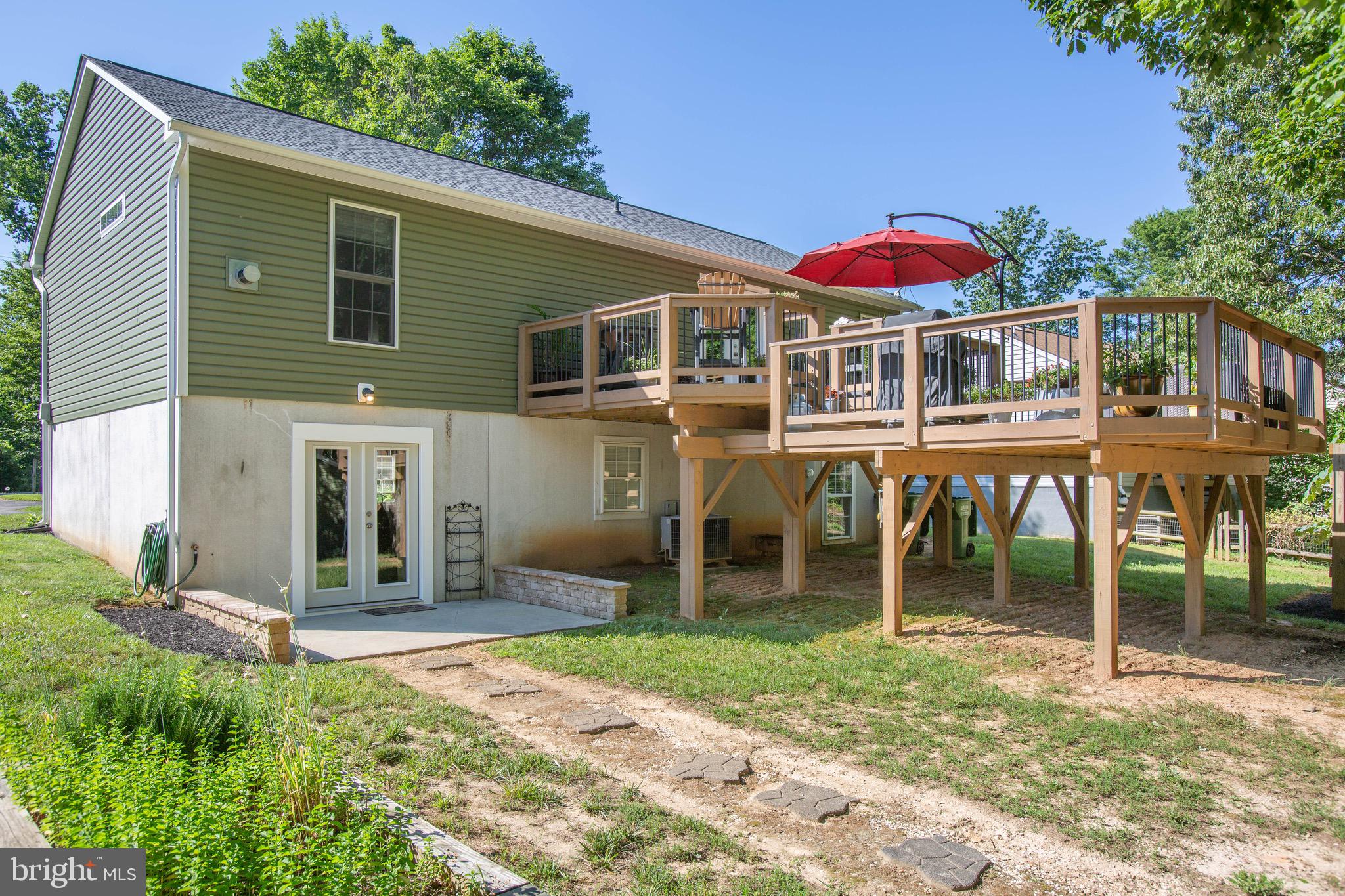 WILDERNESS SHORES - Residential