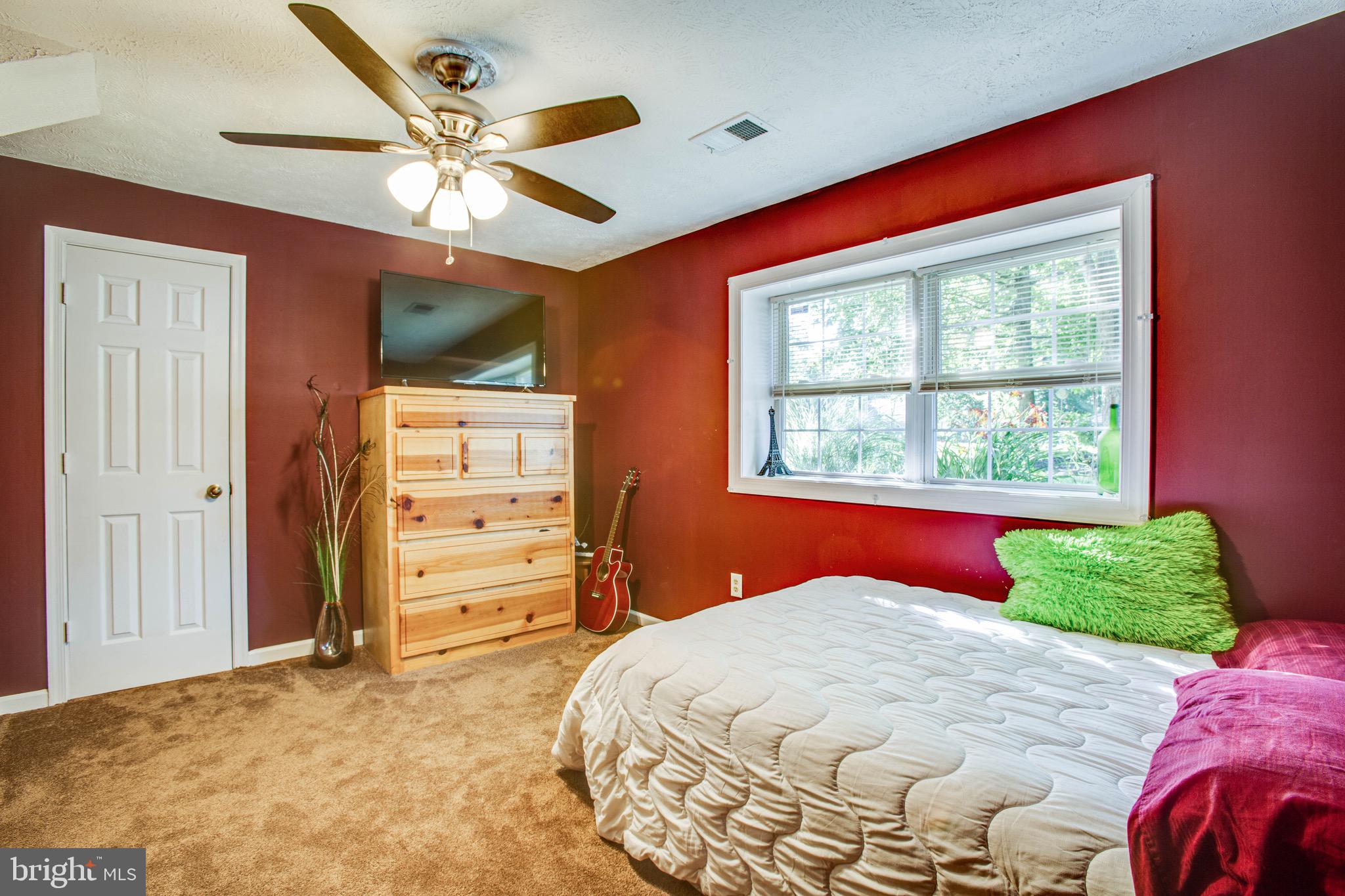 WILDERNESS SHORES - Residential