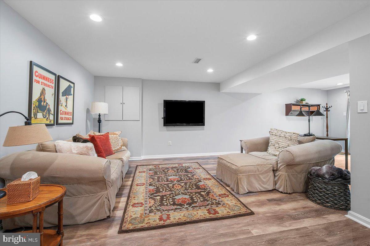 BROOKEFIELD - Residential