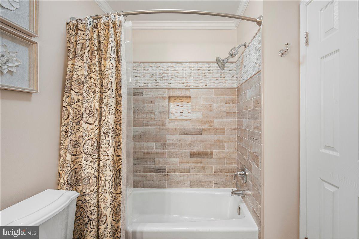 BROOKEFIELD - Residential