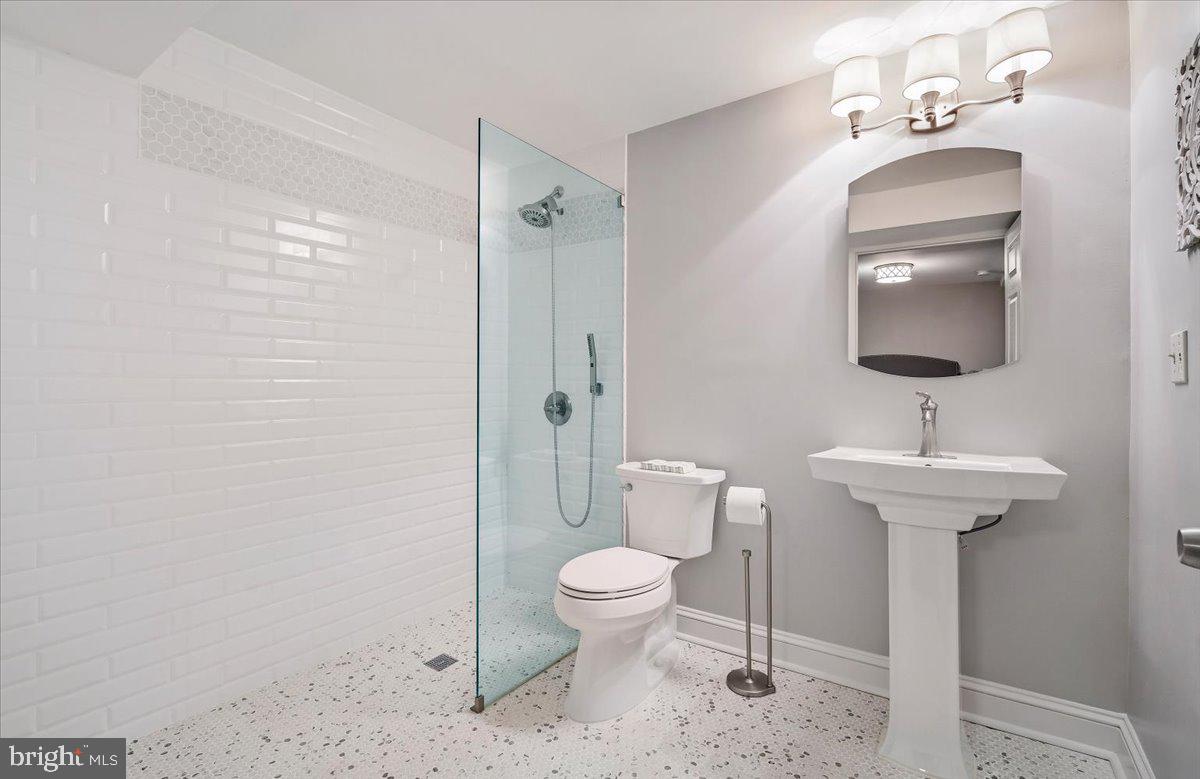 BROOKEFIELD - Residential