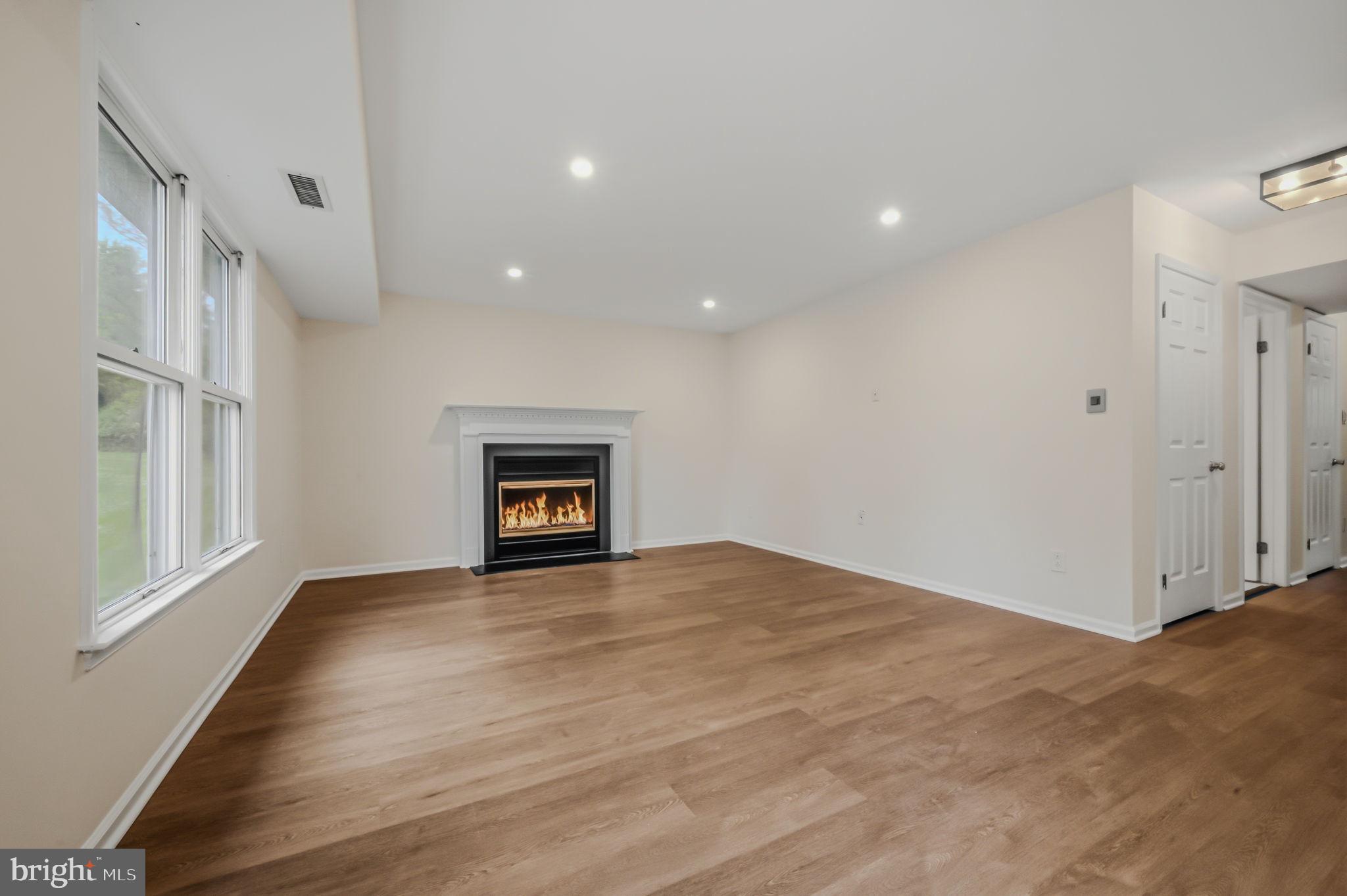 SPRINGHILL FARM - Residential