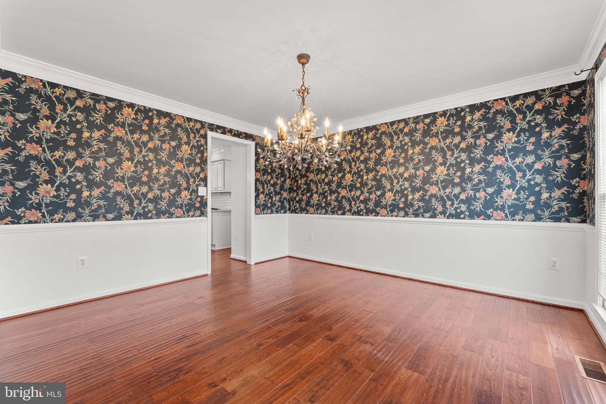 KINGSWOOD - Residential Lease