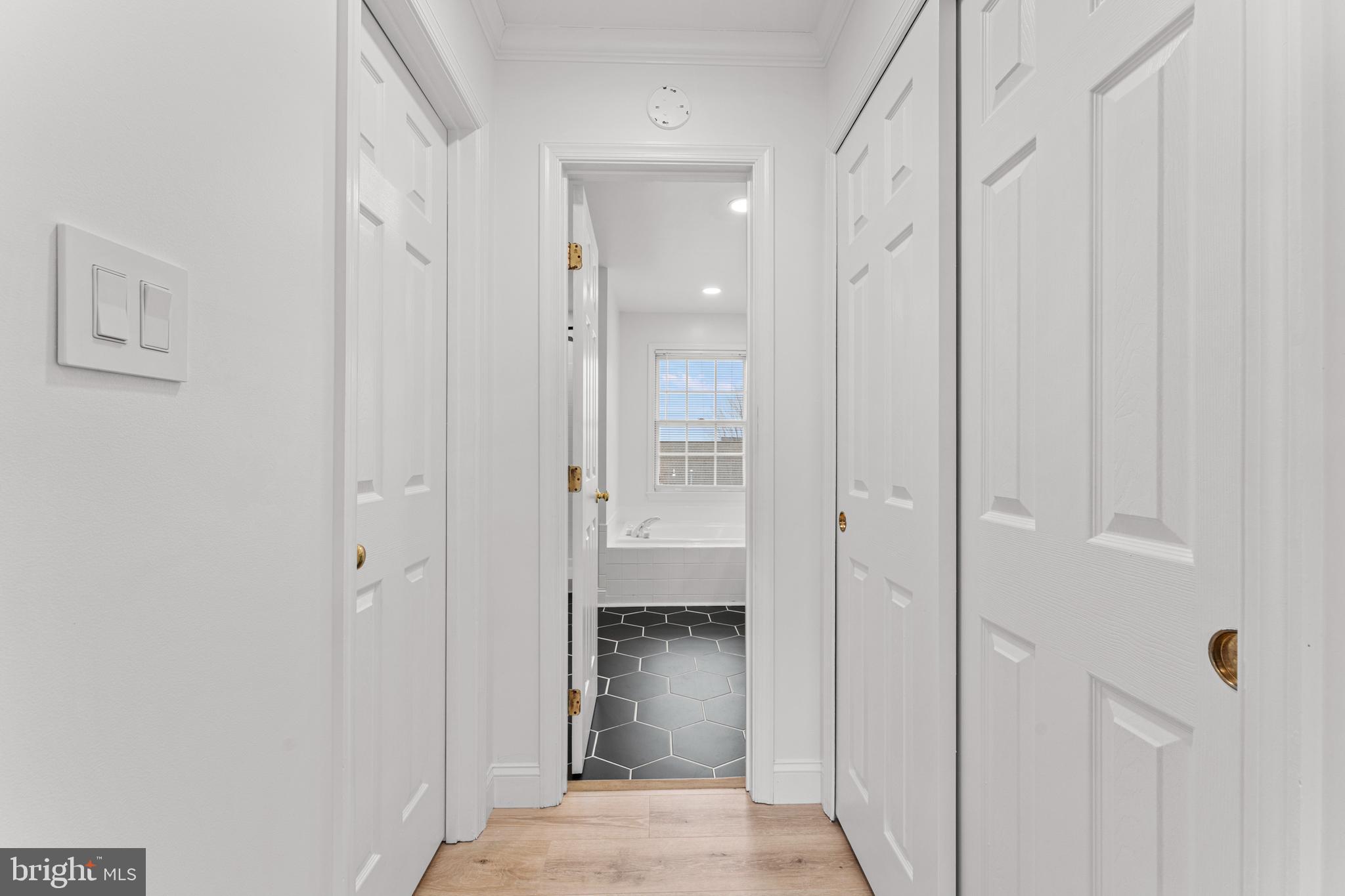 KINGSWOOD - Residential Lease