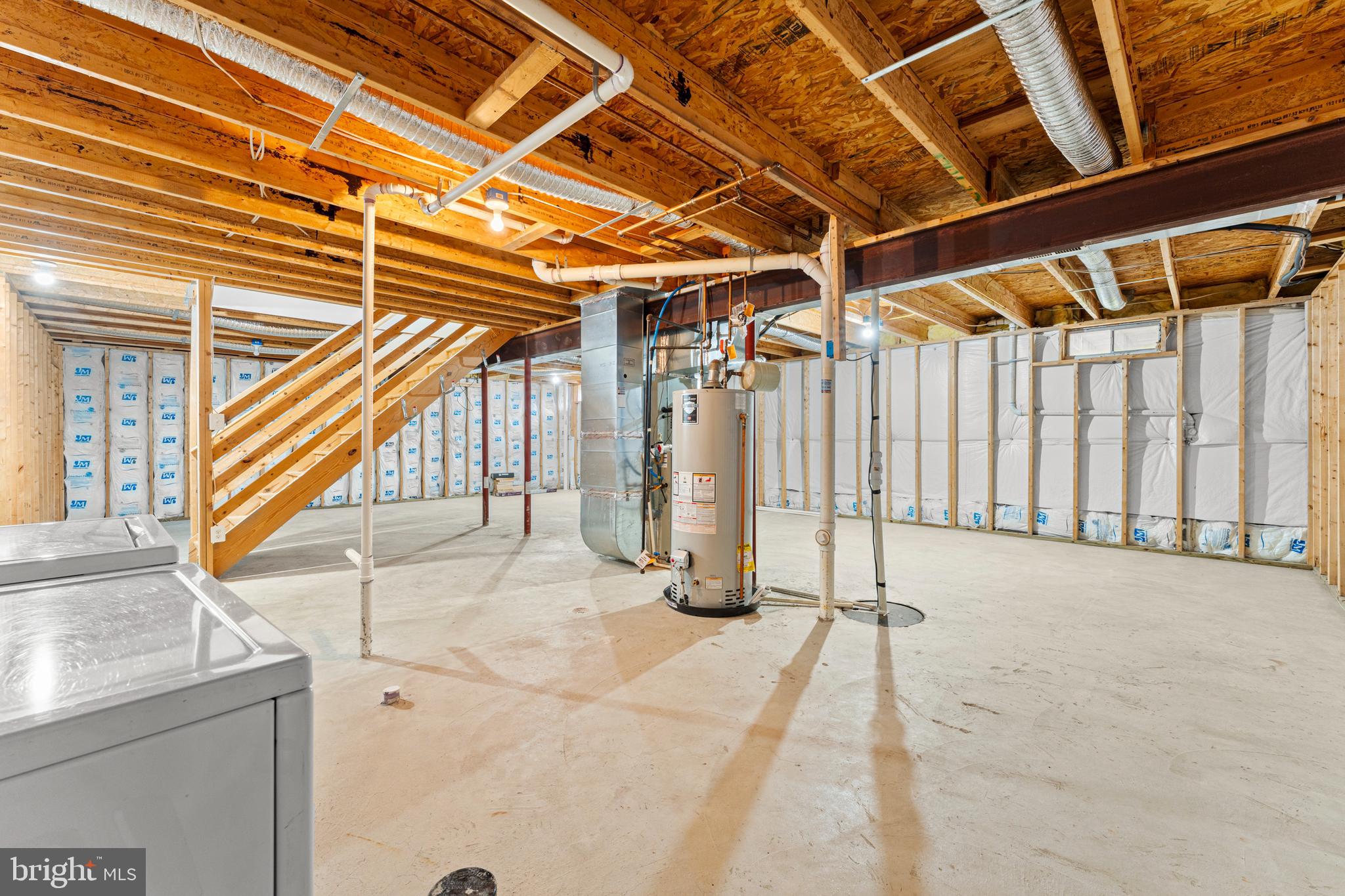 KINGSWOOD - Residential Lease