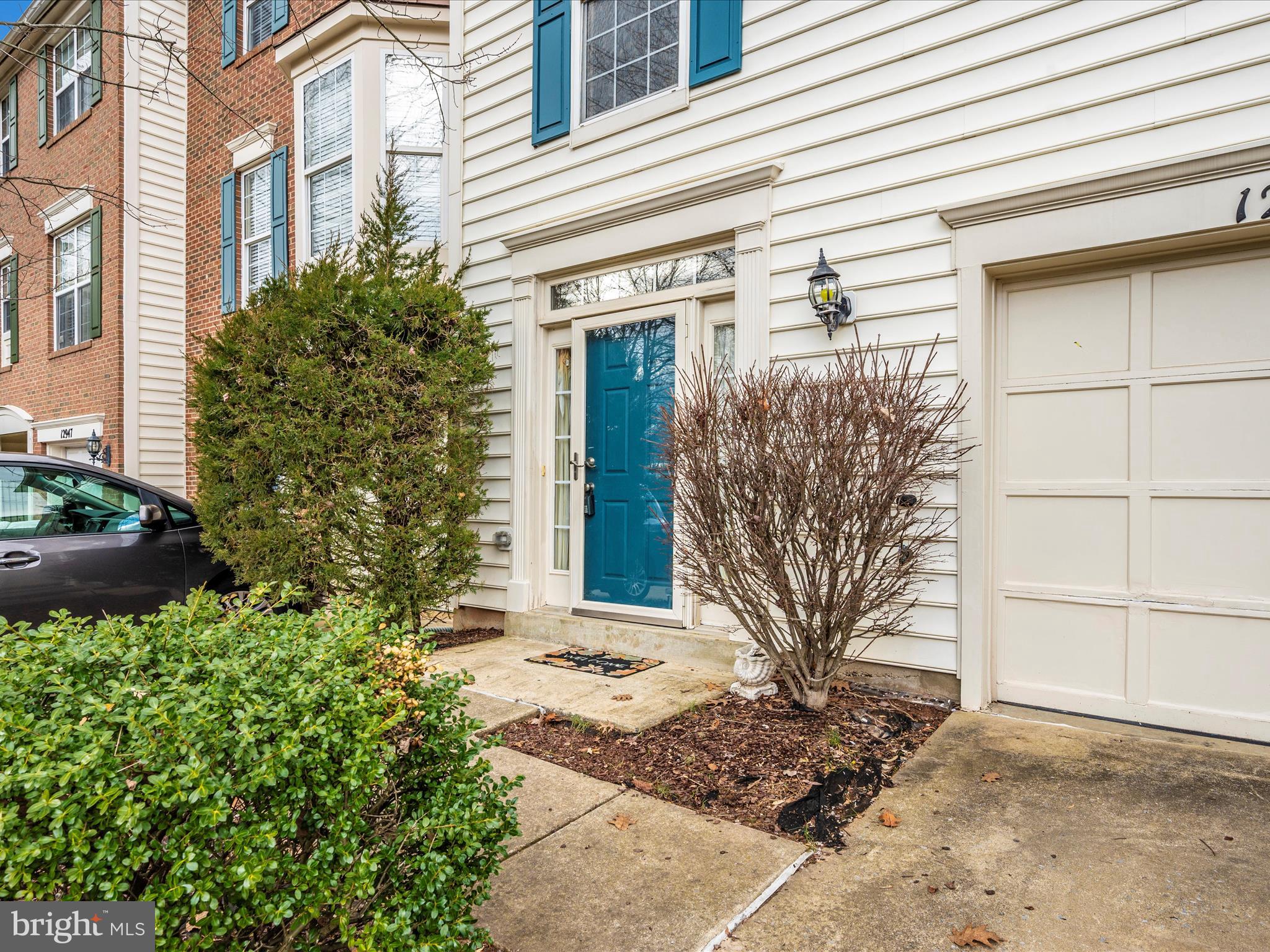 LAING AT MILE STONE - Residential