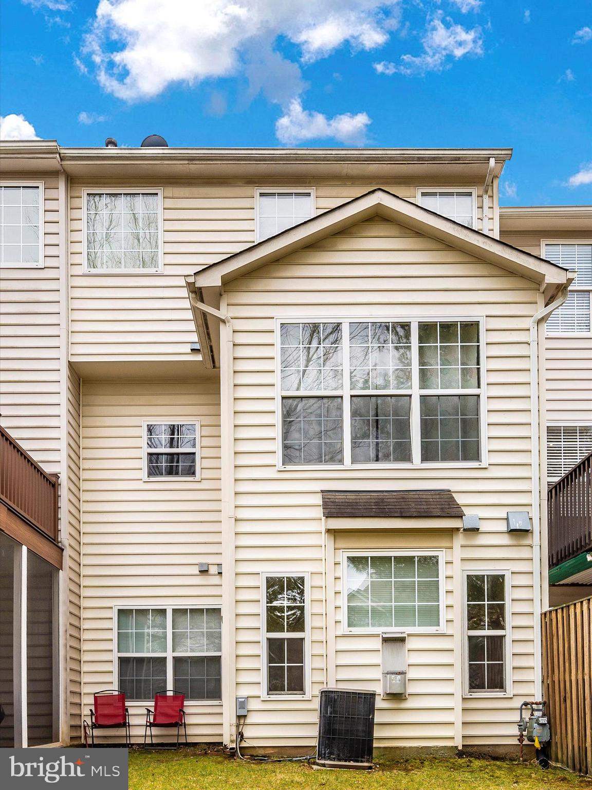 LAING AT MILE STONE - Residential