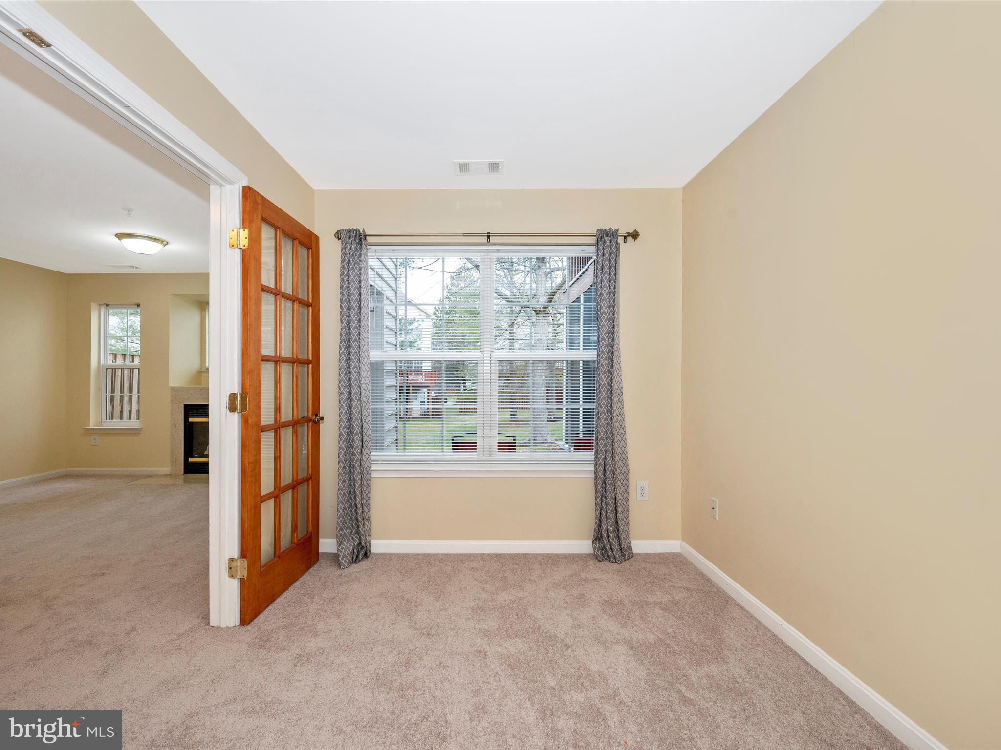 LAING AT MILE STONE - Residential